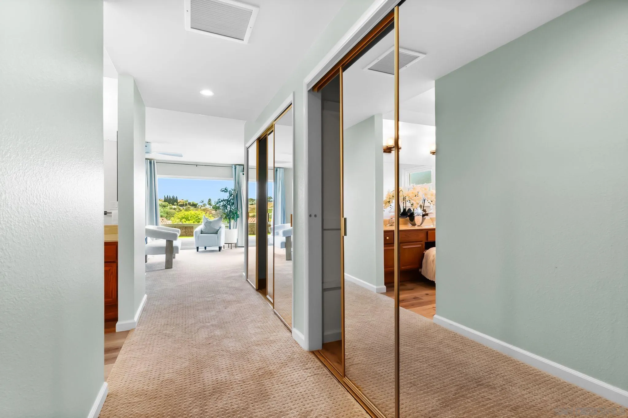 https://cdn.realtyfeed.com/cdn/127/250038786/34b76985a9bd769153ceb83aa14fa104.webp