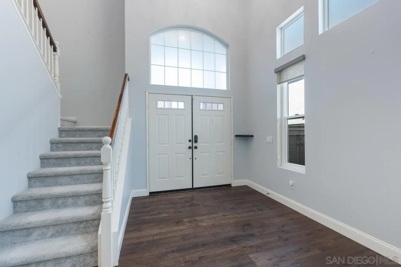 https://cdn.realtyfeed.com/cdn/127/250038789/d7ef46638d0425f45bd3f3111abecd7c.webp
