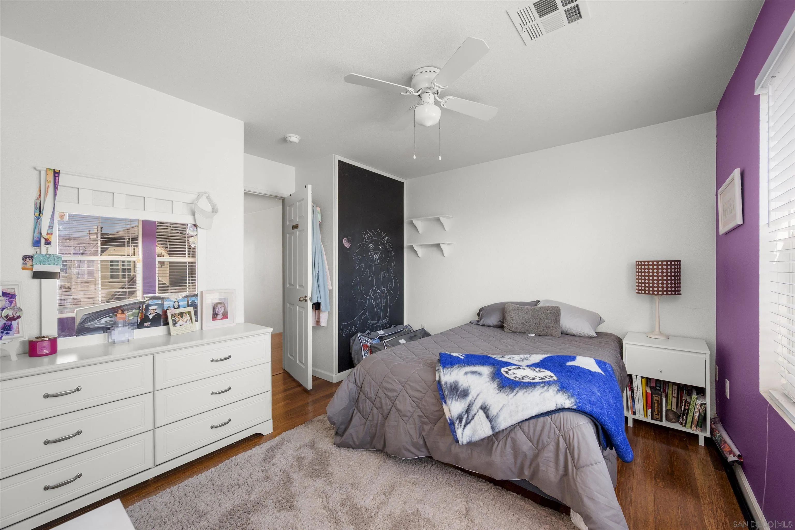 https://cdn.realtyfeed.com/cdn/127/250038806/e406ffa4015bb9a8b4d74aba52cb5aab.webp