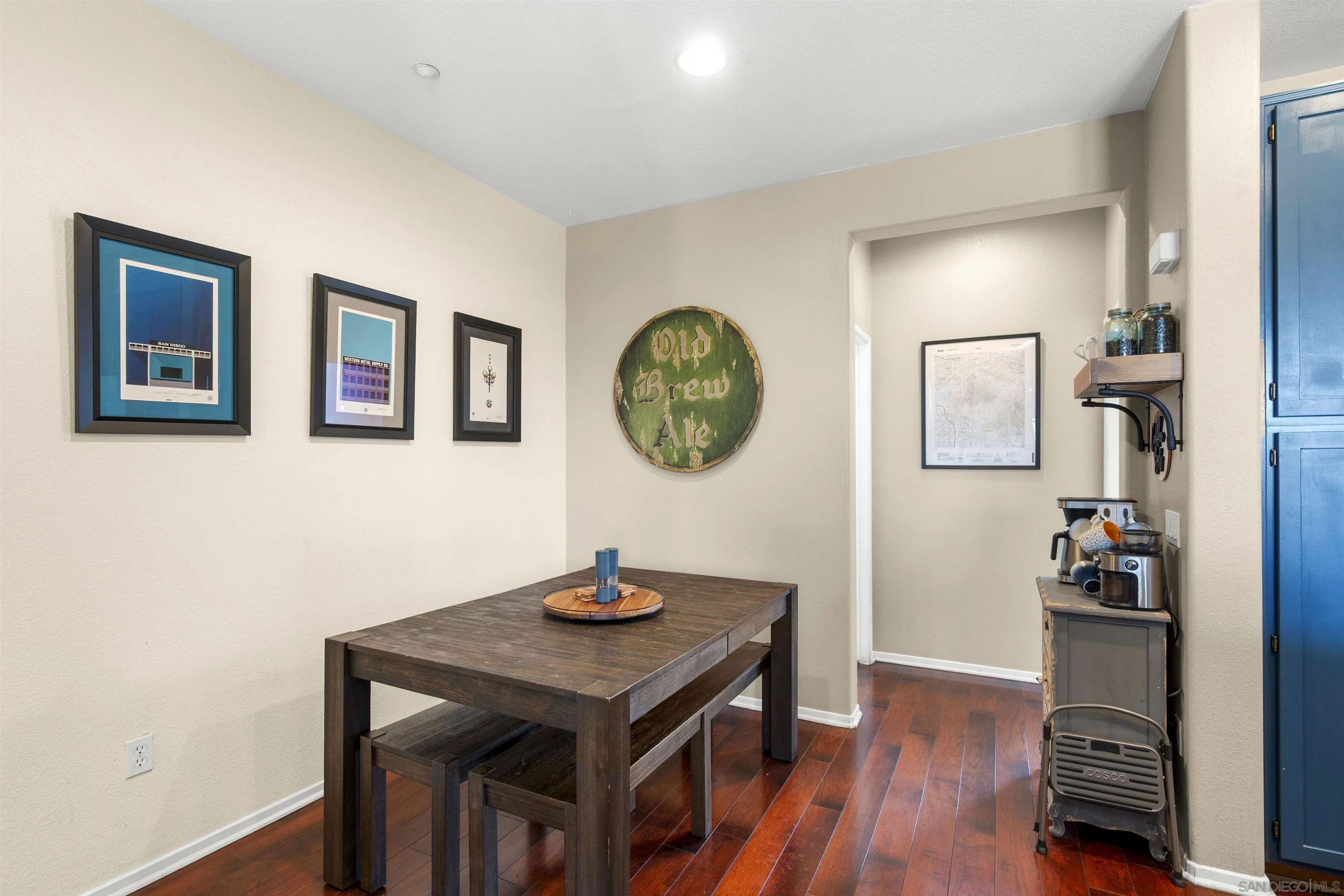 https://cdn.realtyfeed.com/cdn/127/250038806/f811a2783be3589efa459636e458143c.webp