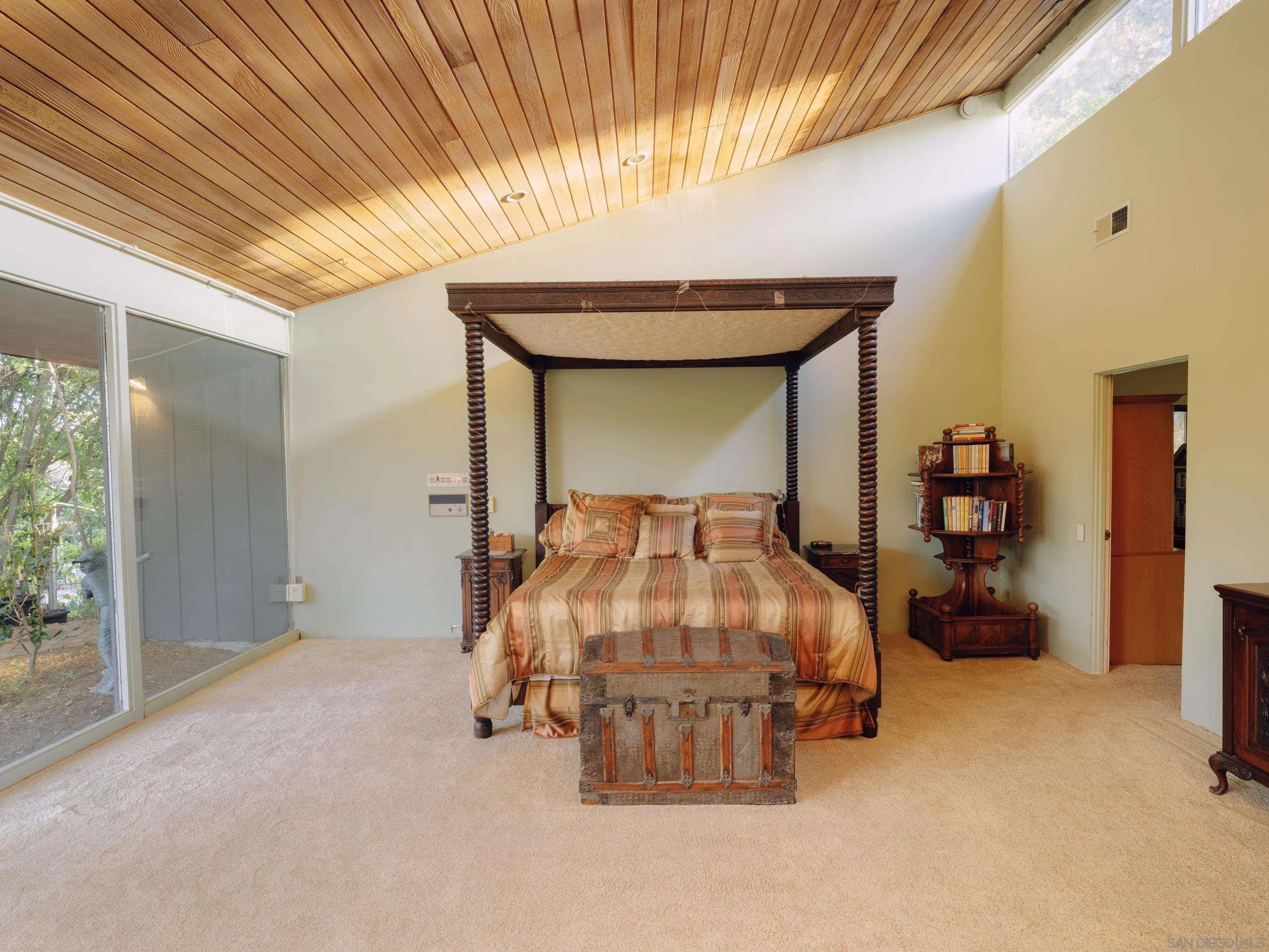 https://cdn.realtyfeed.com/cdn/127/250038807/358a1d153d2b39ec7fa27deac1fb4fc6.webp