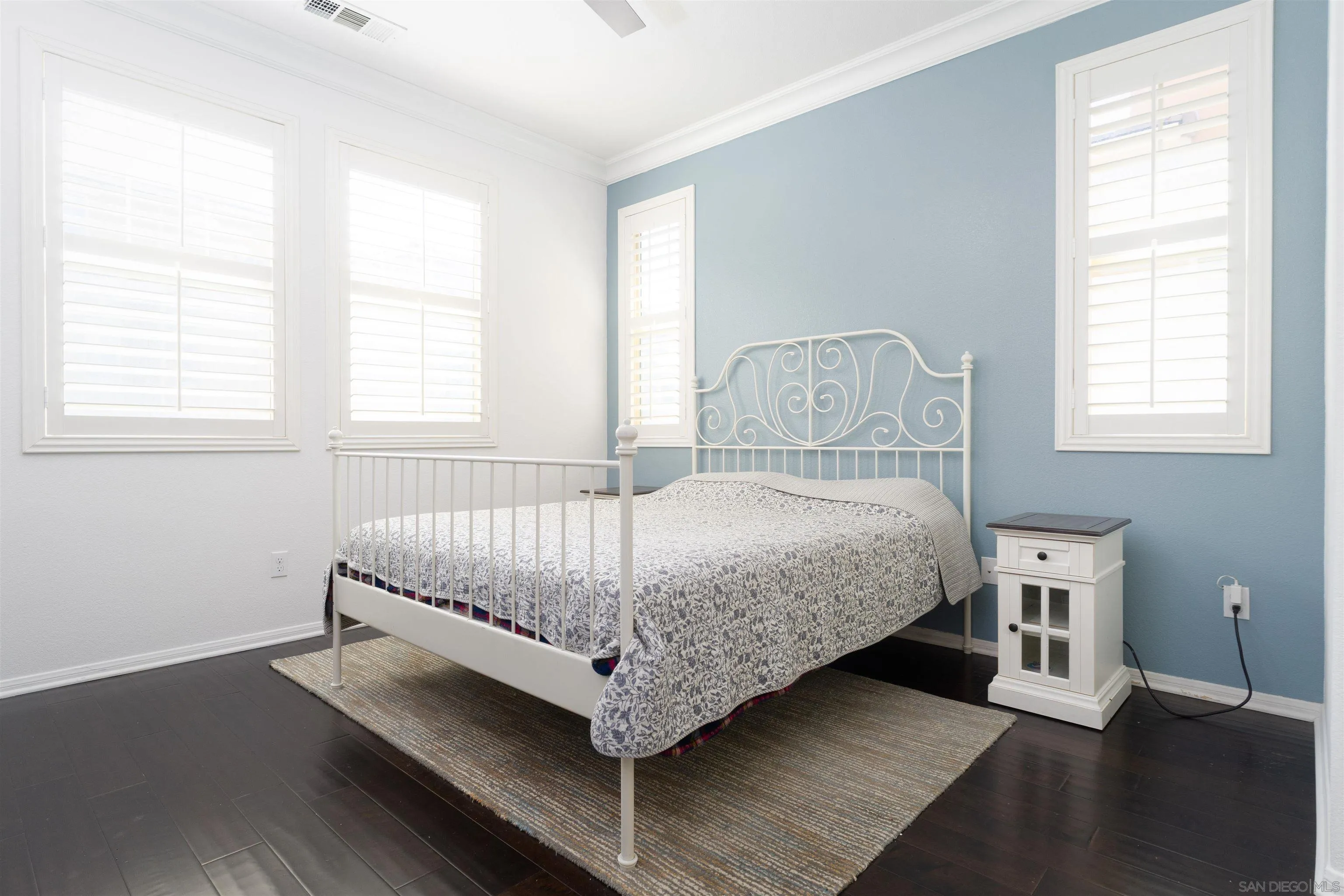 https://cdn.realtyfeed.com/cdn/127/250038809/234073b5fa0e9b9fdb97c09b551d2c8e.webp