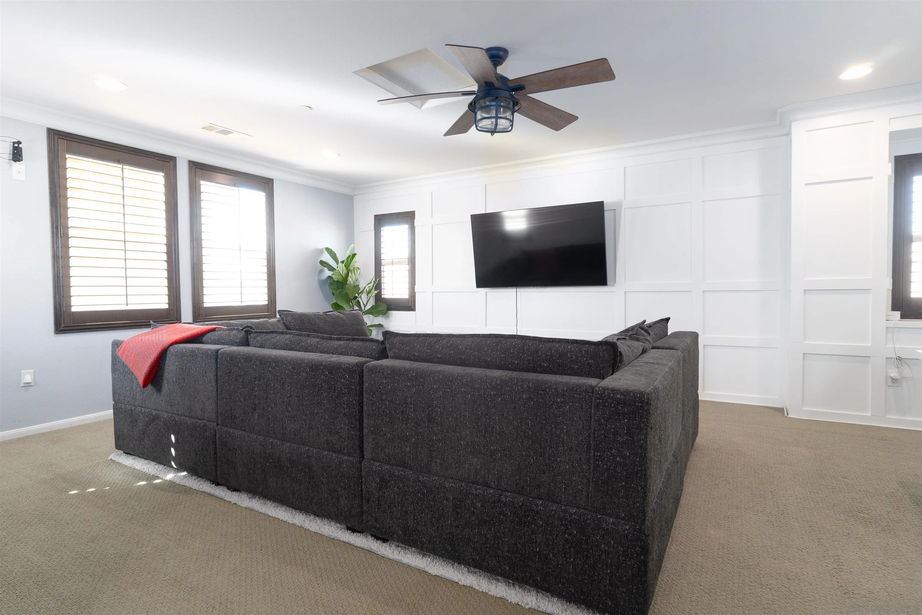 https://cdn.realtyfeed.com/cdn/127/250038809/a34c9fe4339a5d9b921e93d7c8492aa5.webp