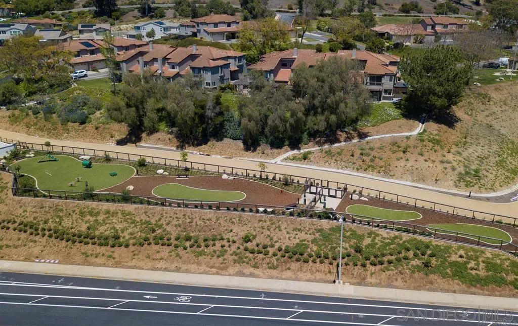 https://cdn.realtyfeed.com/cdn/127/250038811/ab1646f90cee86e2b0ccd6a763b4baab.webp