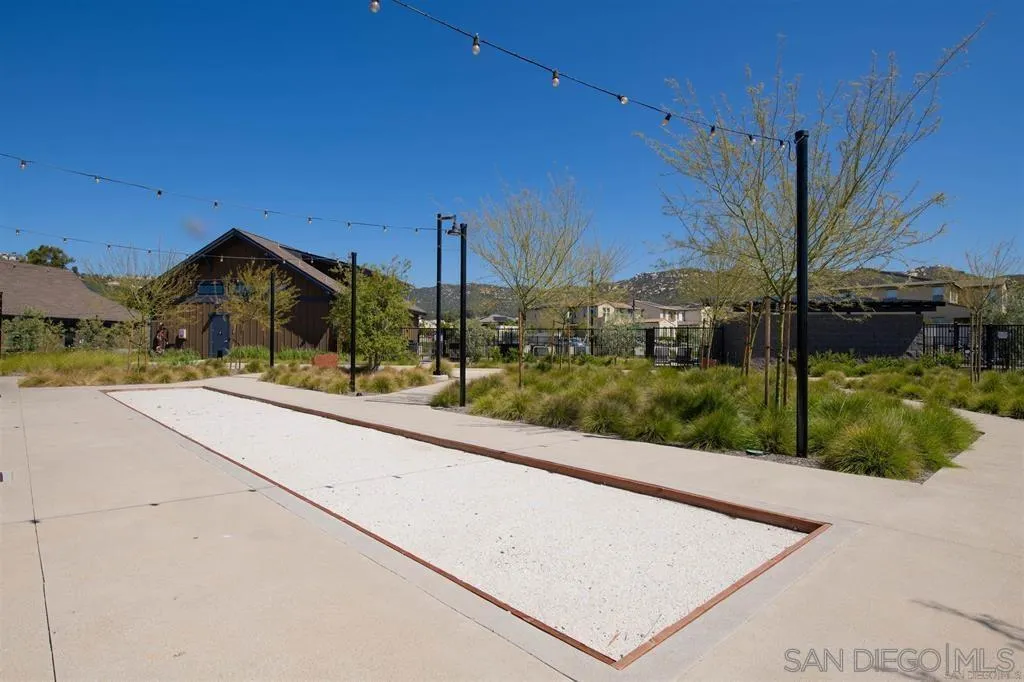 https://cdn.realtyfeed.com/cdn/127/250038811/c7d61cb8ff1f51c7ab2832b21b057f37.webp