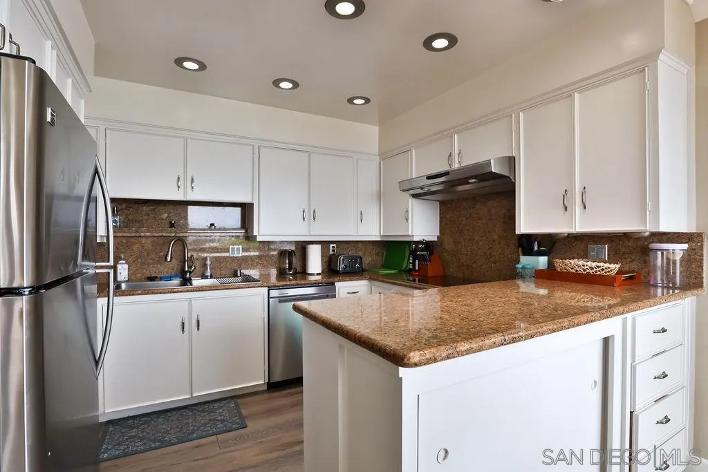 Photo #19: 250038813 Listing: Photo #19