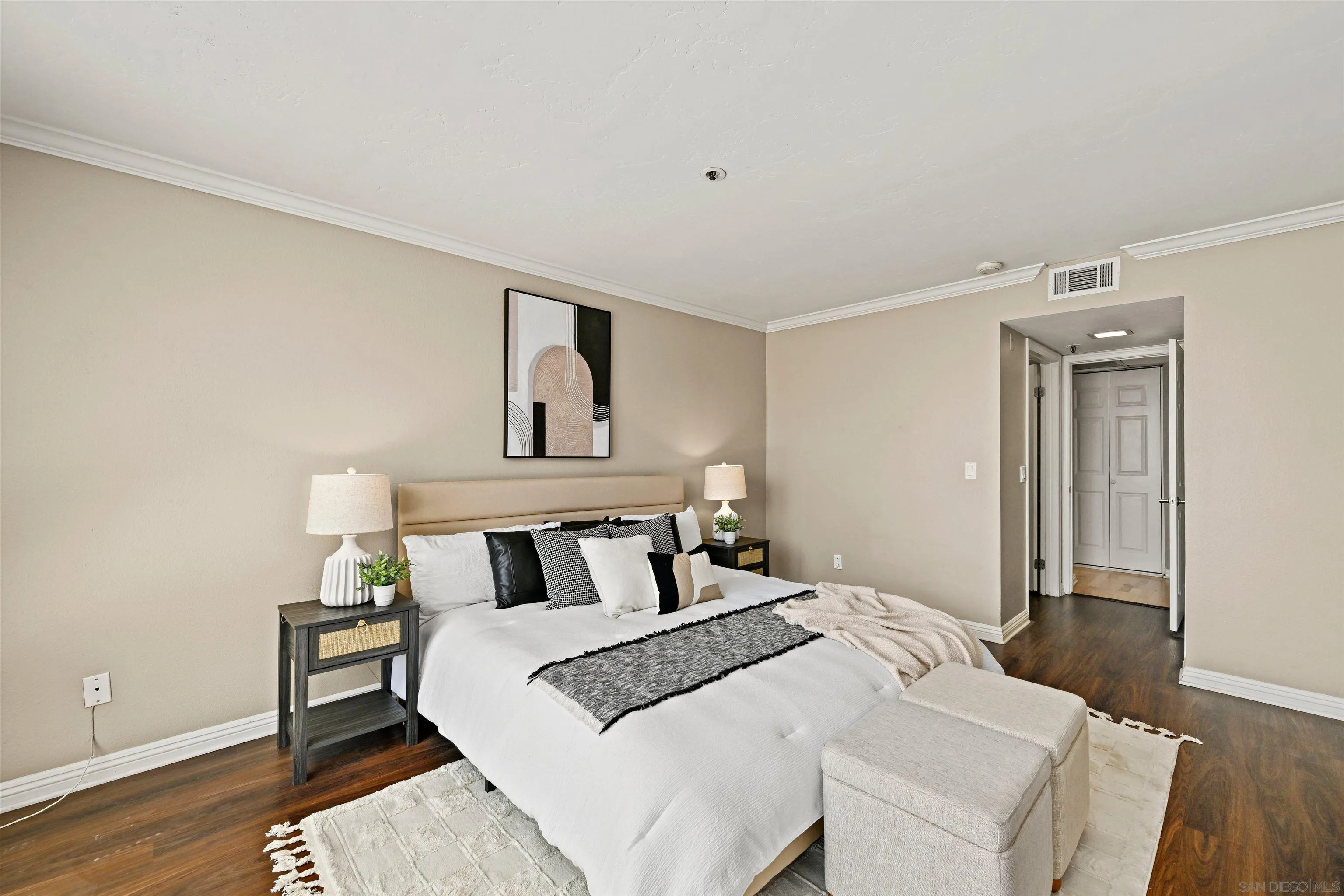 https://cdn.realtyfeed.com/cdn/127/250038819/59f6b2b51e6afc8c3d1aa791500e552a.webp