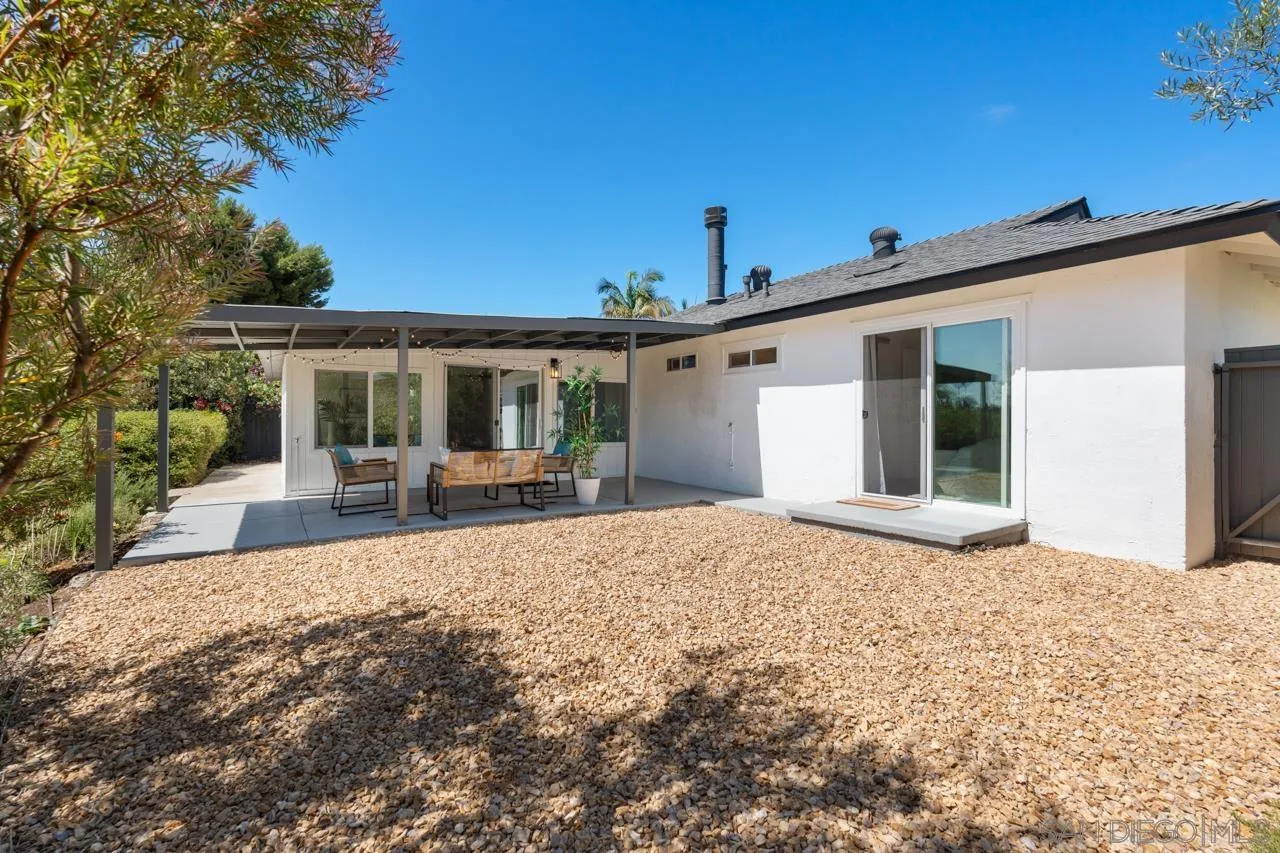 https://cdn.realtyfeed.com/cdn/127/250038822/11d0b6e487b5caa6885d1b1805d45207.webp