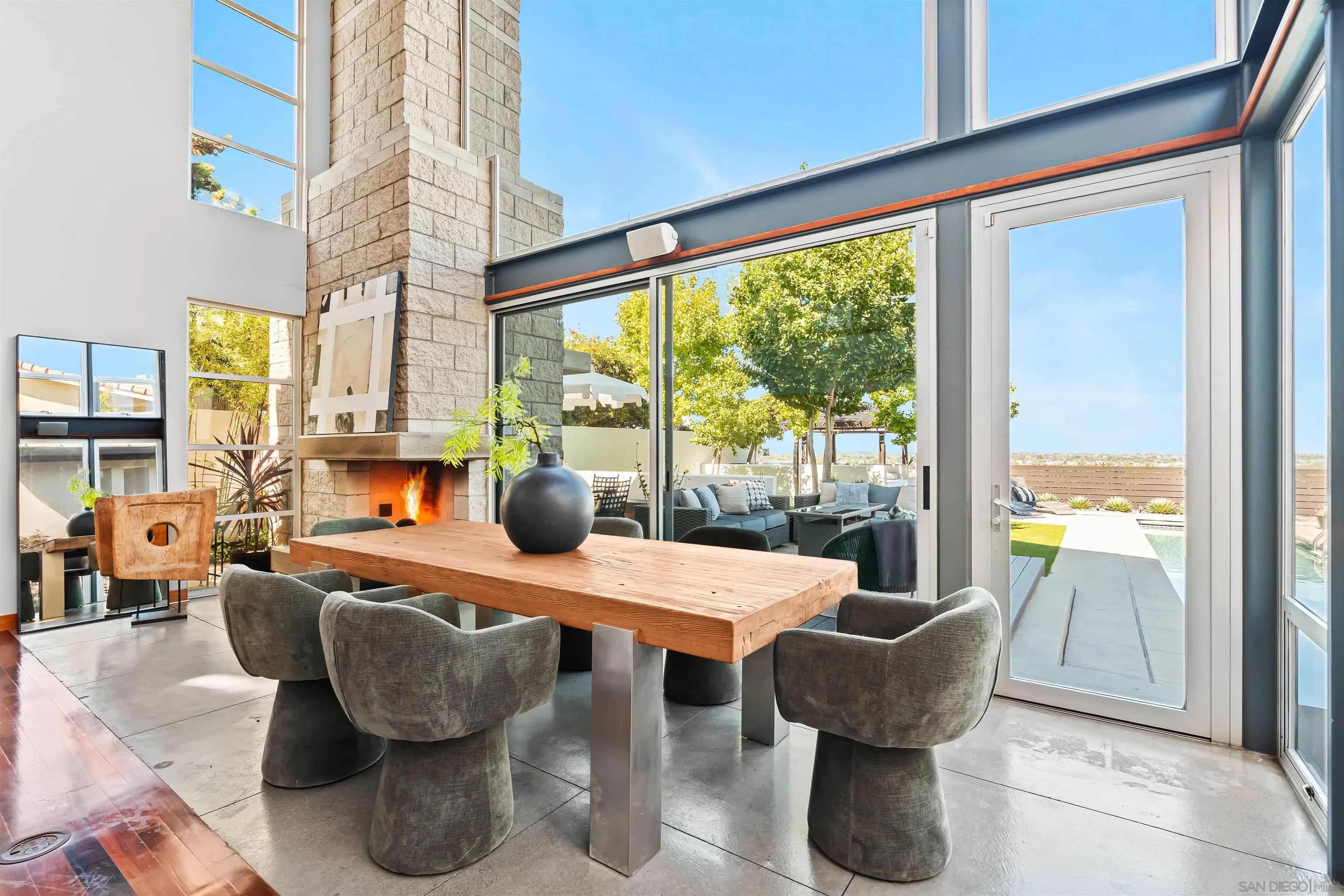 https://cdn.realtyfeed.com/cdn/127/250038827/ad764ef180acdba70727fd100610348b.webp