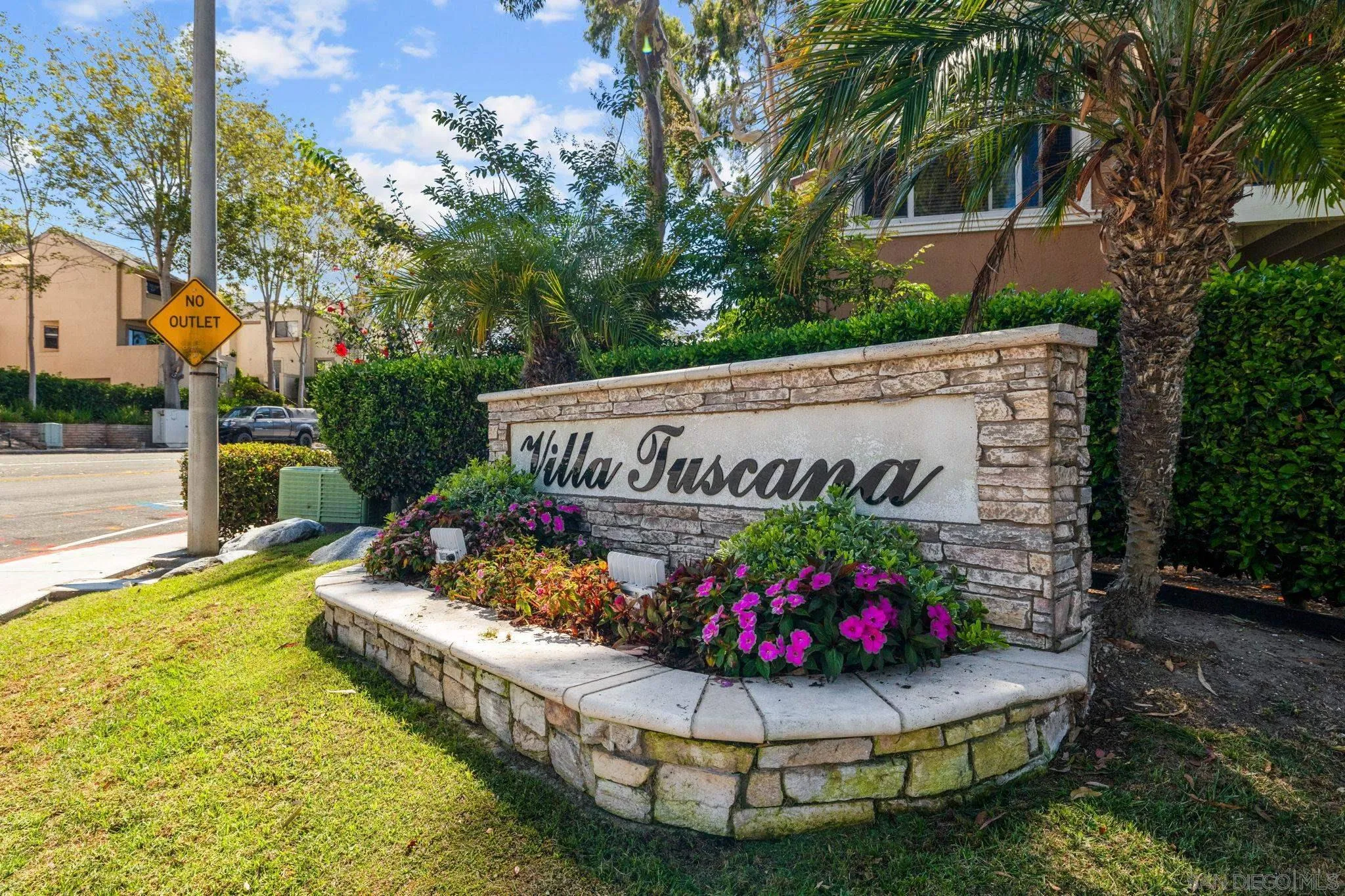 https://cdn.realtyfeed.com/cdn/127/250038830/2d32a27134707ea5854693d2489d3e23.webp