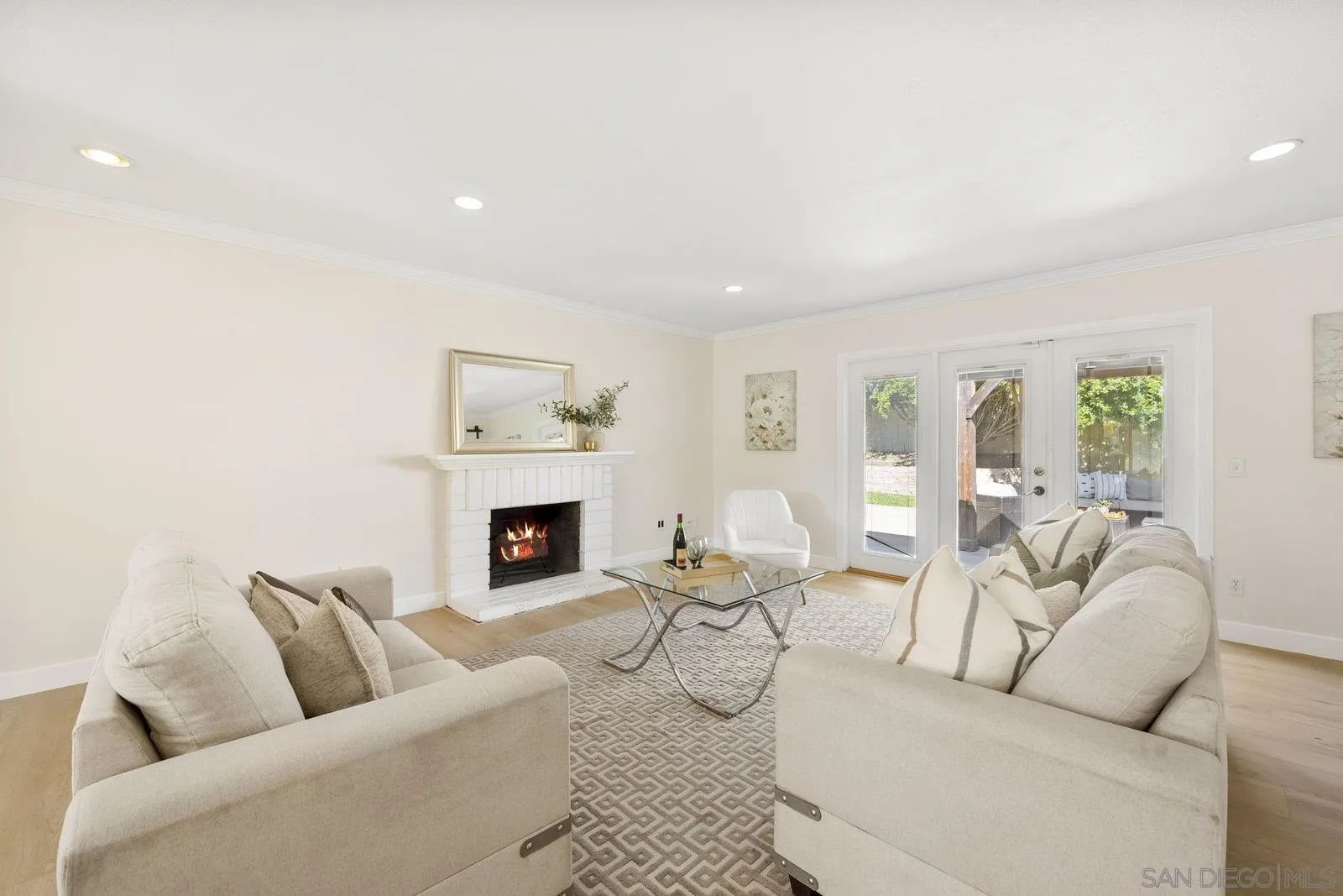 https://cdn.realtyfeed.com/cdn/127/250038833/2c25bd12f9fc380228feca3b4b43b16b.webp