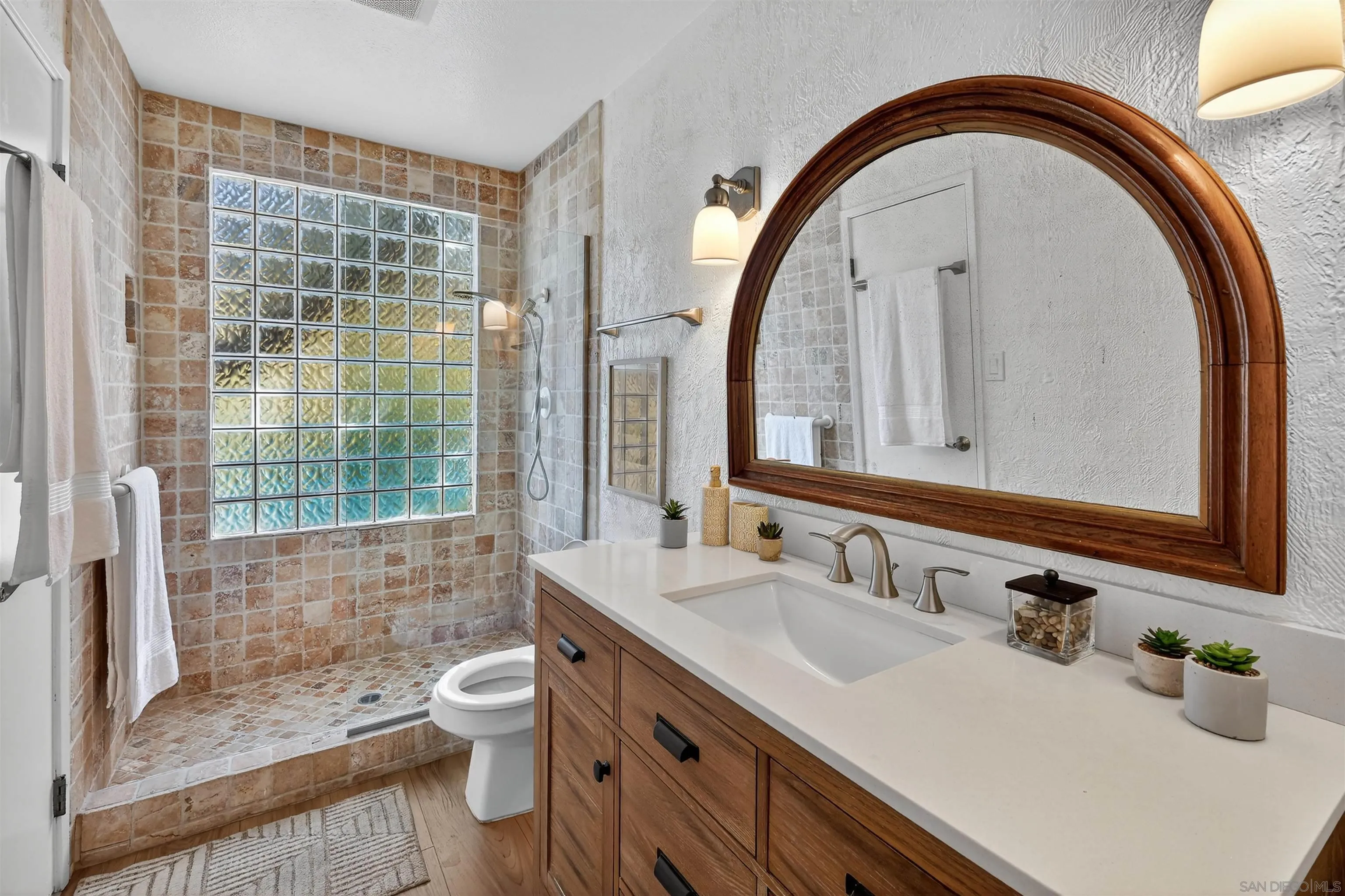 https://cdn.realtyfeed.com/cdn/127/250038846/db982d19c553a6bc2d1321b27c6ff261.webp