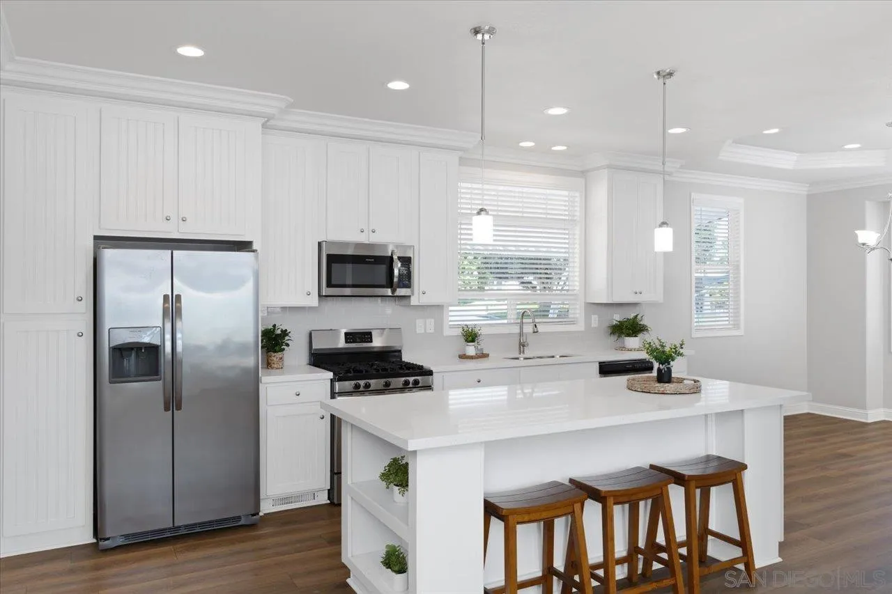 https://cdn.realtyfeed.com/cdn/127/250038852/63ad6b17854f59d6ad5ab2d50889e258.webp