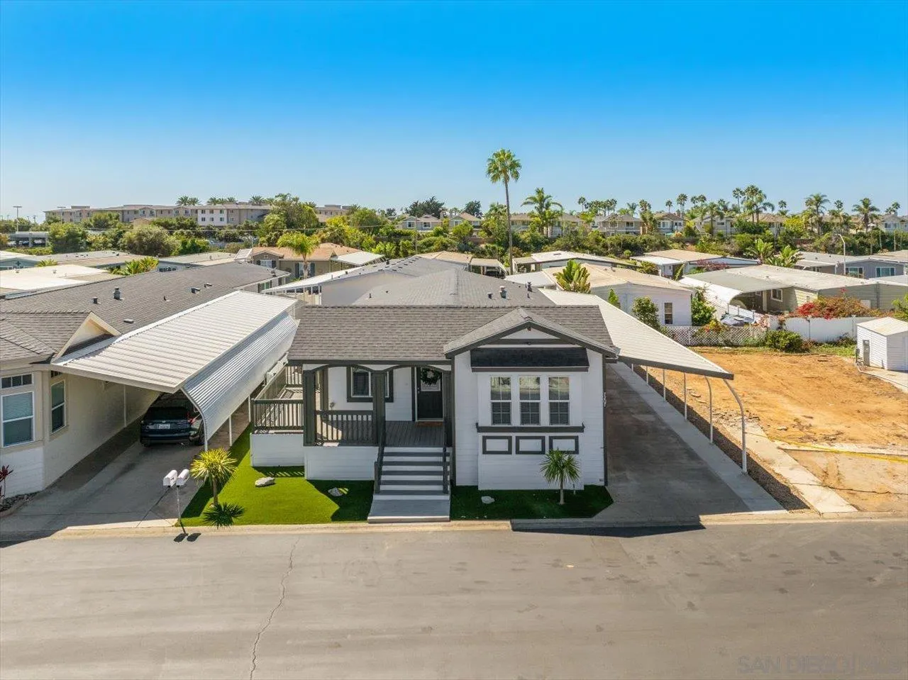 https://cdn.realtyfeed.com/cdn/127/250038852/9895f648d22d96973881c001e5a3005d.webp