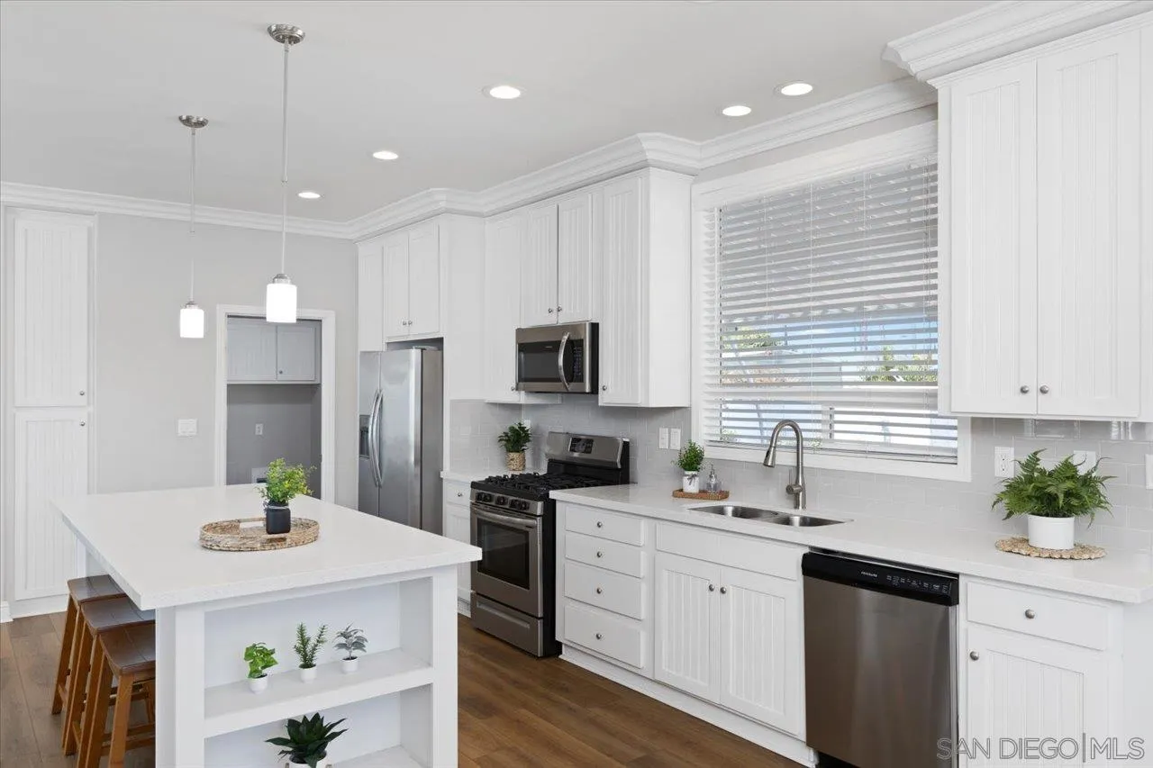https://cdn.realtyfeed.com/cdn/127/250038852/9c4fd803d743dce52303d5015739157d.webp