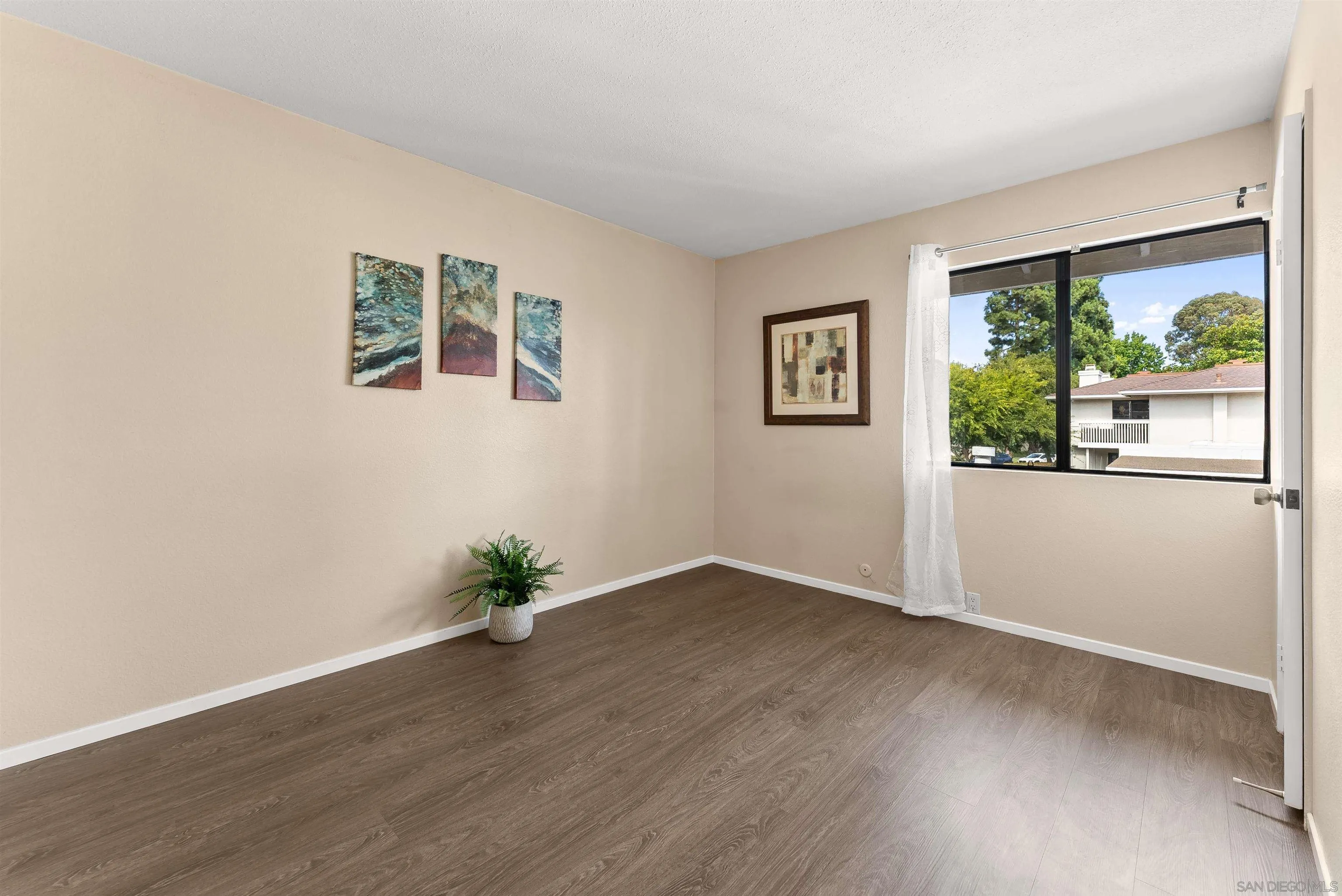 Photo #19: 250038855 Listing: Photo #19