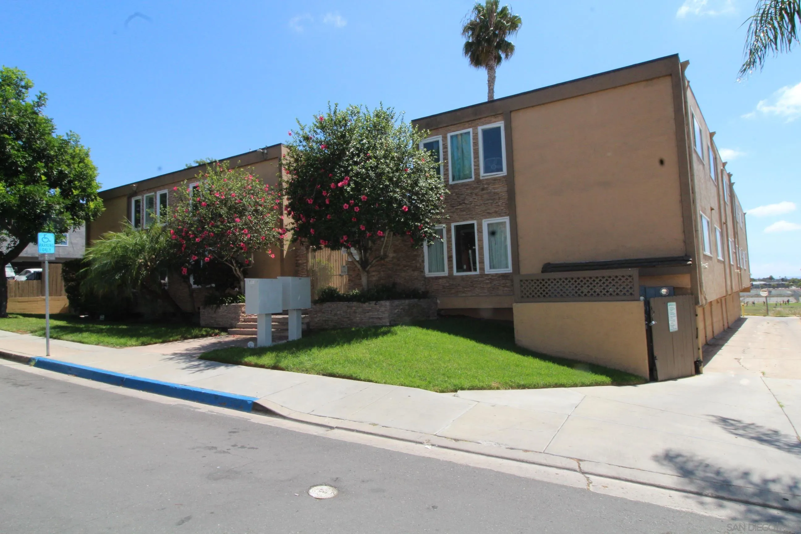 Photo #33: 250038861 Listing: Photo #33