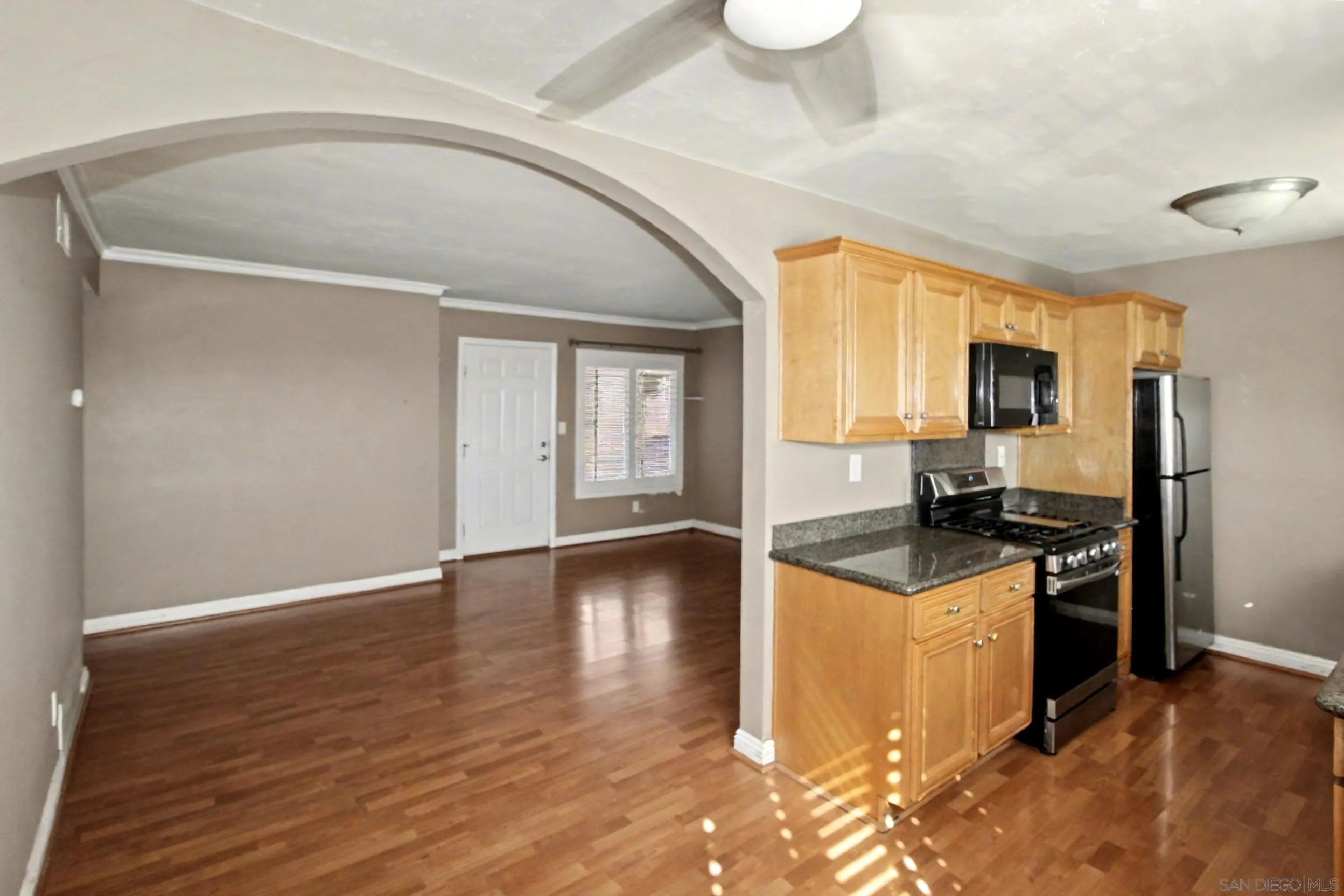 Photo #13: 250038861 Listing: Photo #13