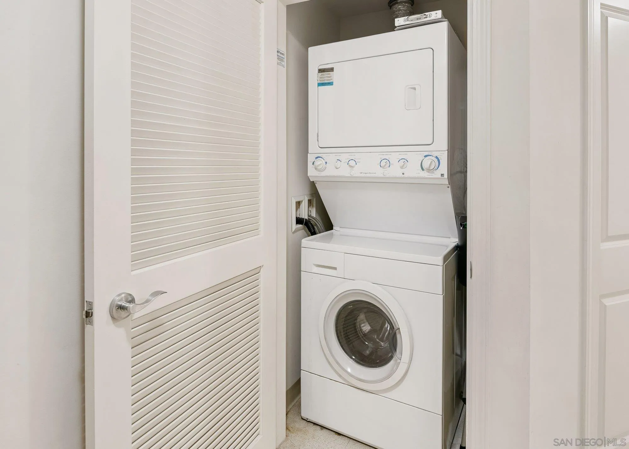 Photo #35: 250038870 Listing: Photo #35