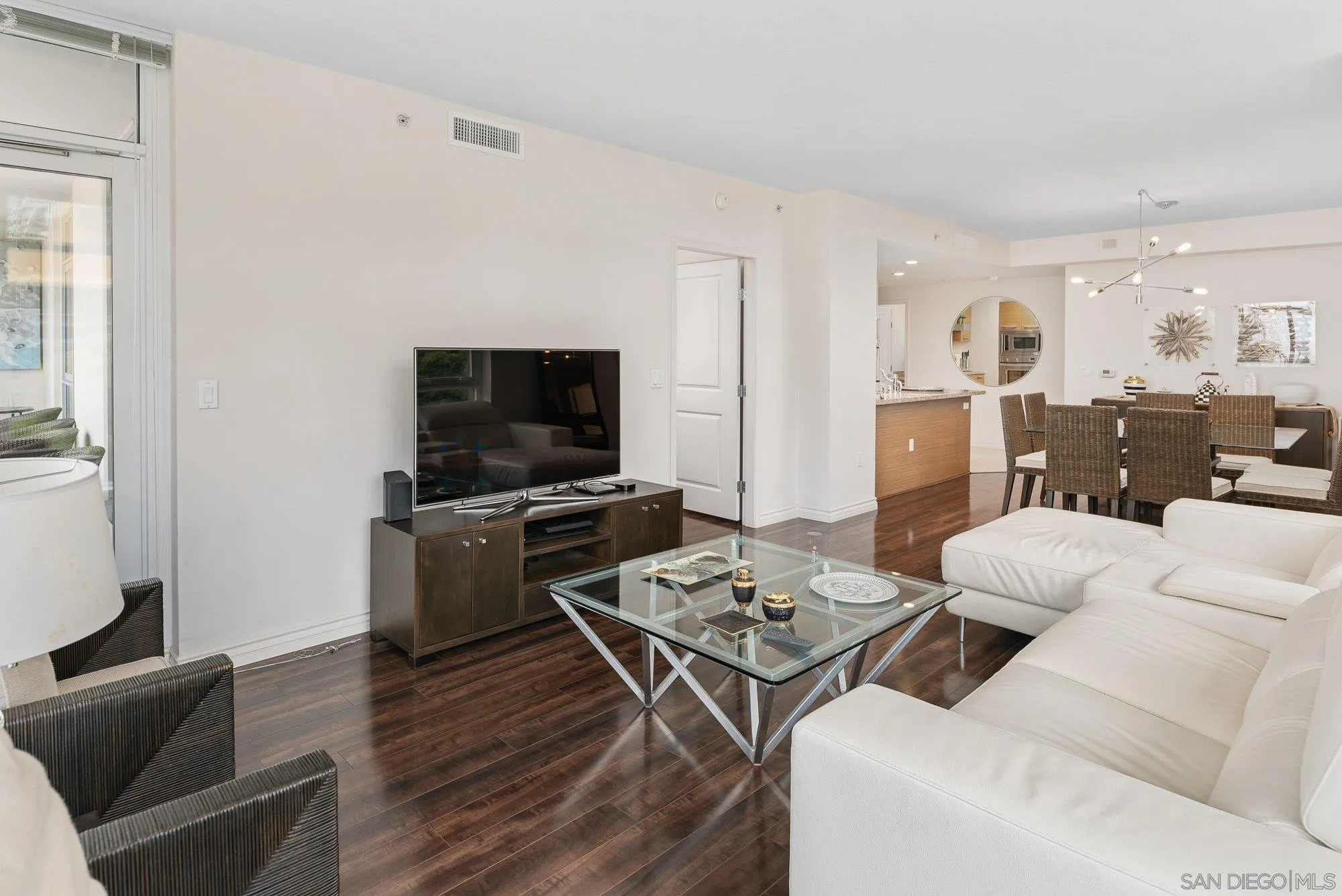 Photo #3: 250038870 Listing: Photo #3