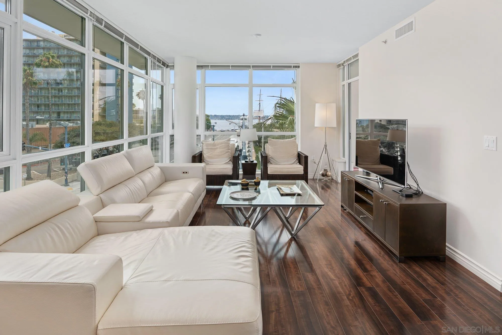 Photo #7: 250038870 Listing: Photo #7