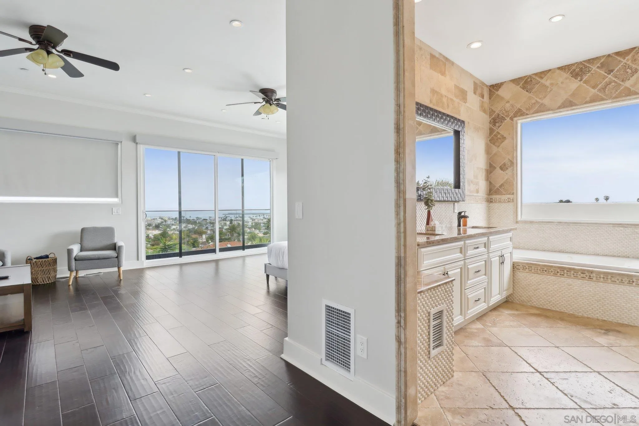https://cdn.realtyfeed.com/cdn/127/250038872/04d738dcd251c0b4ffe99f01cfec4329.webp