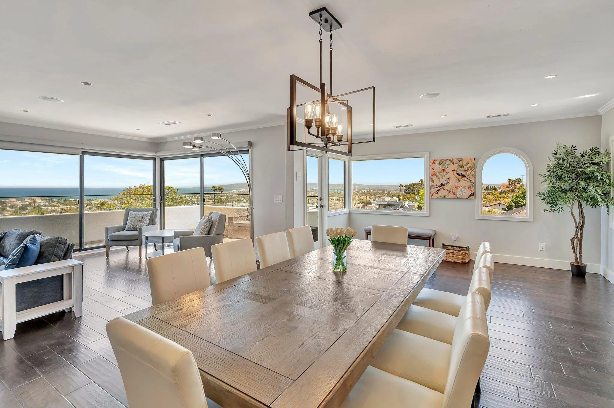 https://cdn.realtyfeed.com/cdn/127/250038872/3fd823b789a348b0c4b8da9bbc3b872b.webp