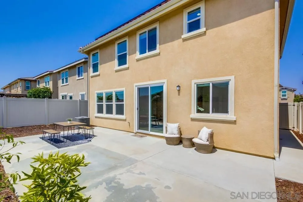 https://cdn.realtyfeed.com/cdn/127/250038887/805df7cacf96f8e45a2ff83e242f8cb1.webp