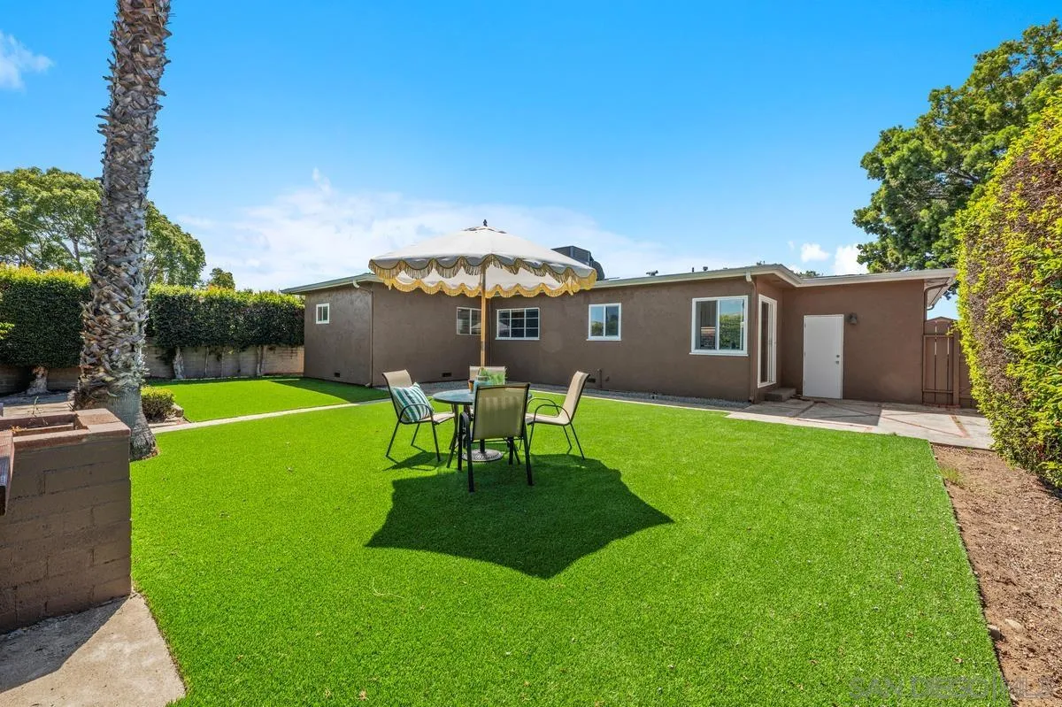 https://cdn.realtyfeed.com/cdn/127/250038890/eebf08512c7e45fb0aaca81d50dd7b1d.webp