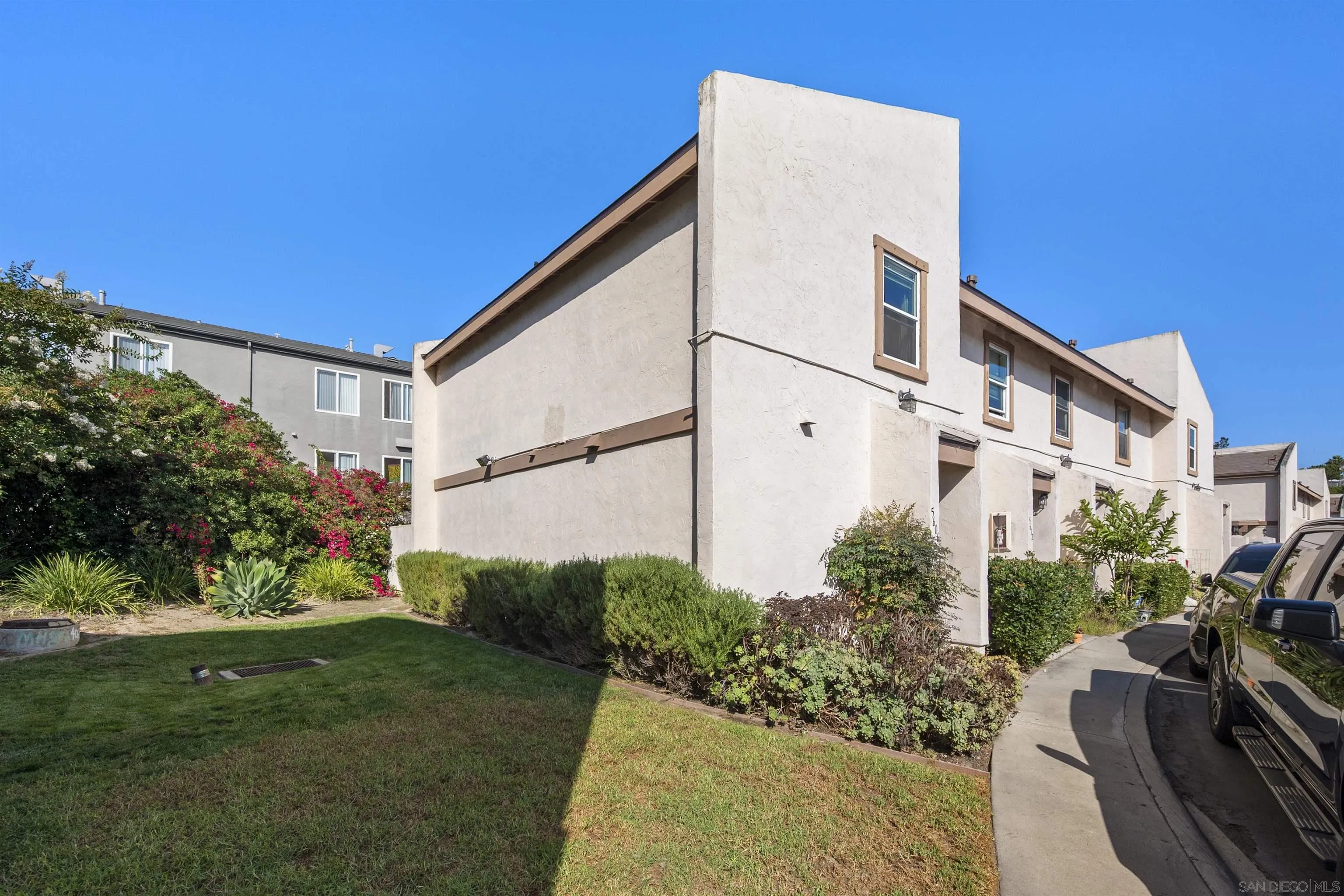 Photo #3: 250038894 Listing 