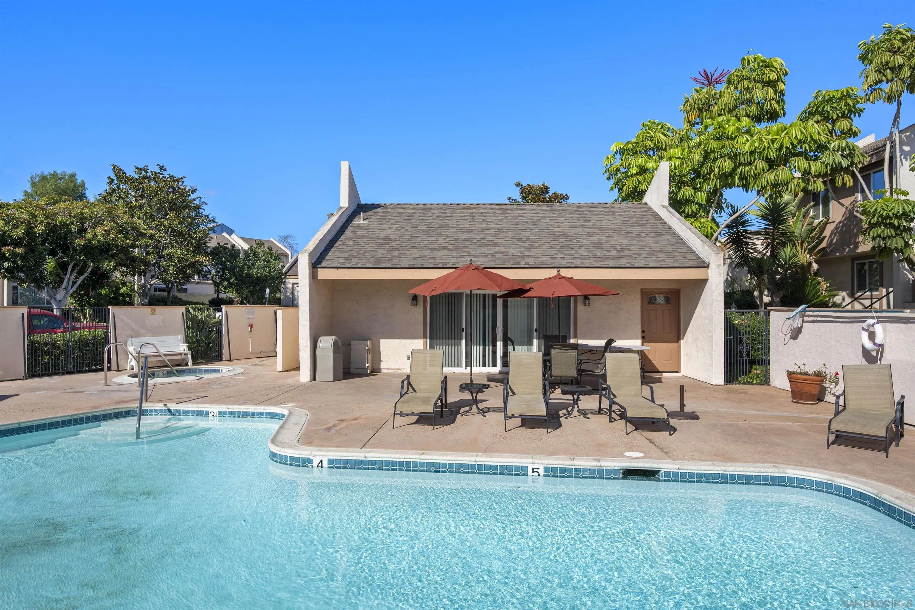 Photo #25: 250038894 Listing: Photo #25