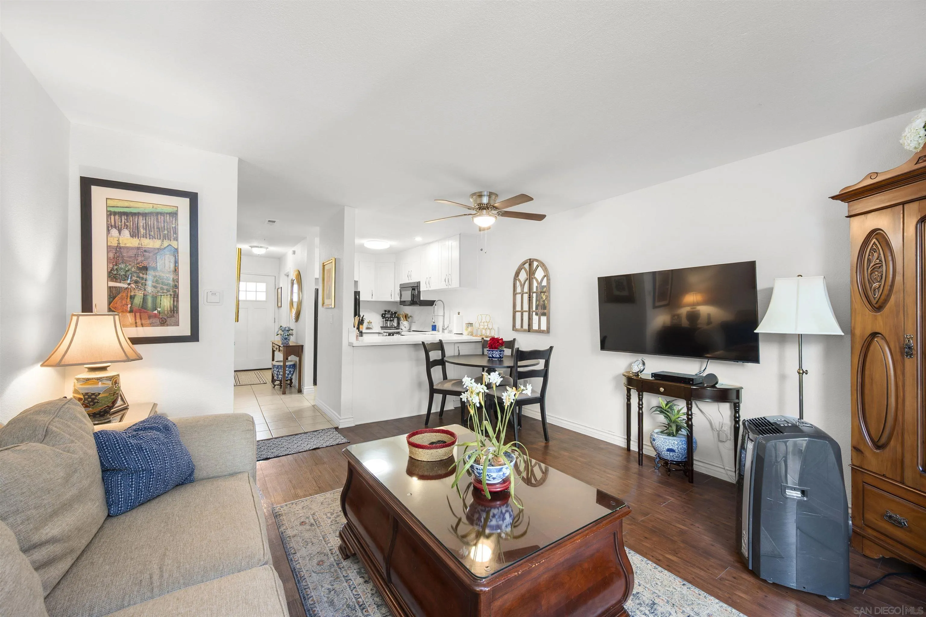 Photo #10: 250038894 Listing: Photo #10
