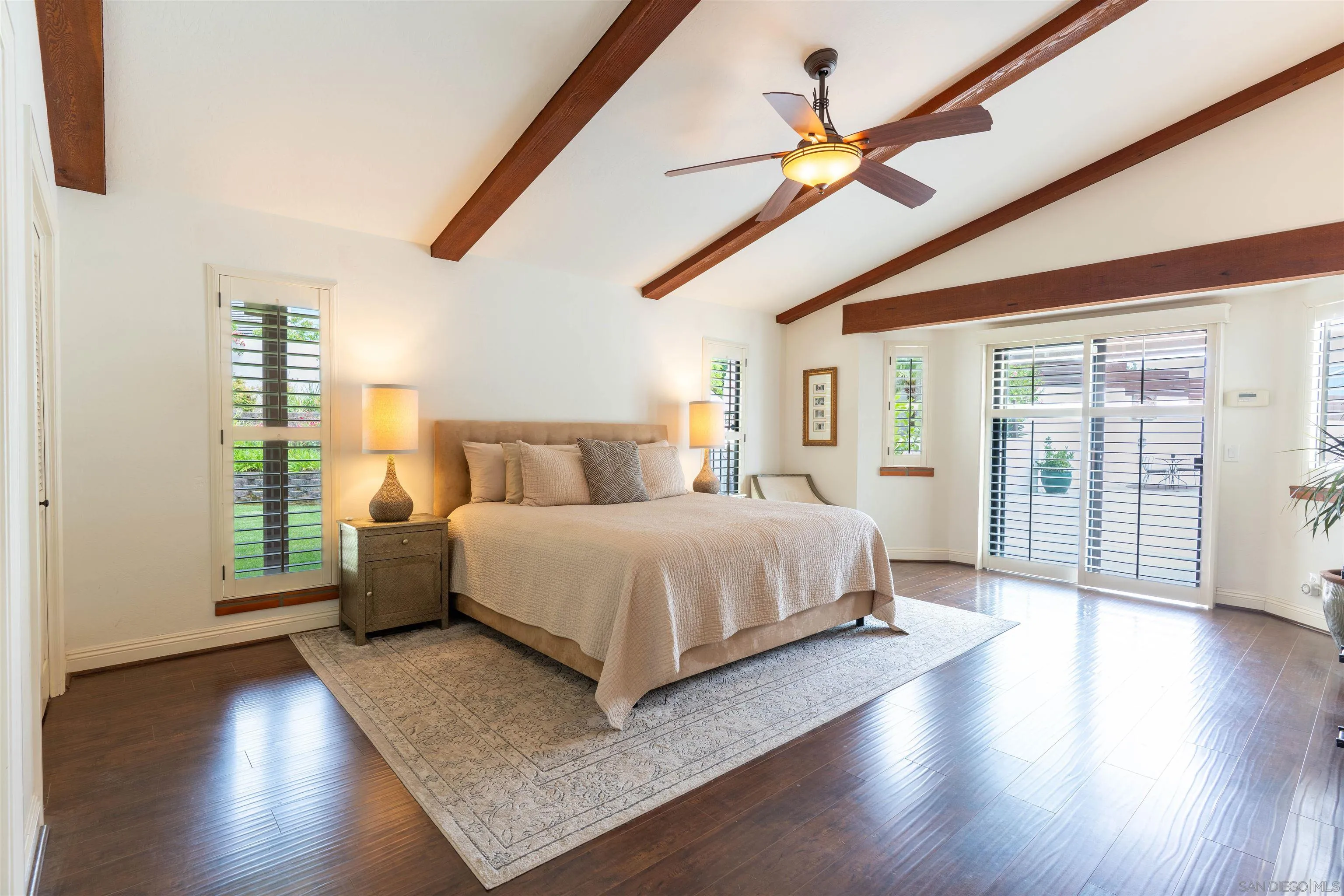 https://cdn.realtyfeed.com/cdn/127/250038895/7848019476e55efd9b98c58d644709f0.webp
