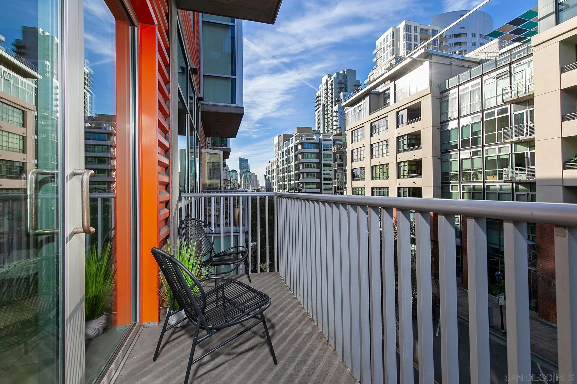 https://cdn.realtyfeed.com/cdn/127/250038898/598038d96de4cf7a7e9fea746a9547c3.webp