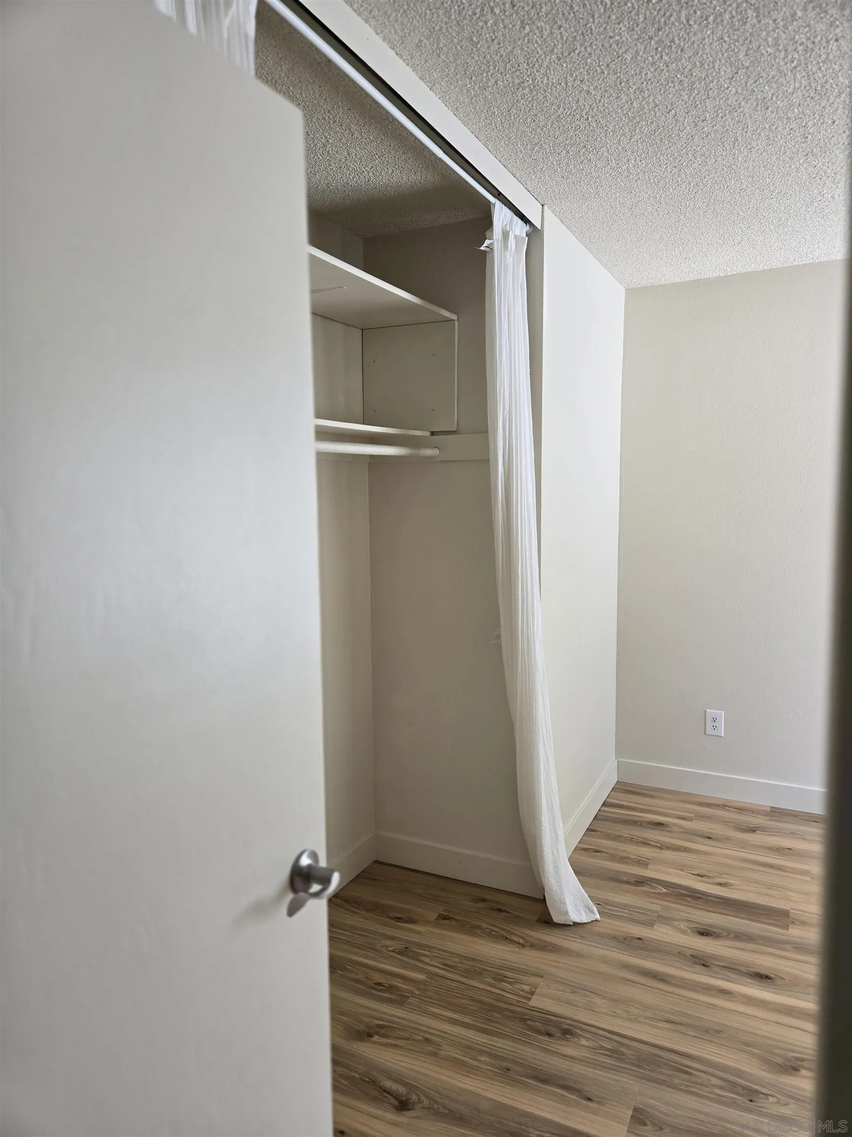 Photo #11: 250038899 Listing: Photo #11