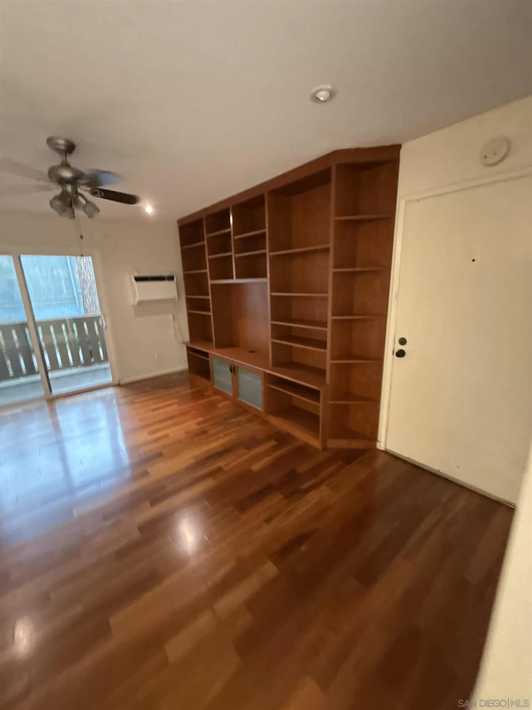 https://cdn.realtyfeed.com/cdn/127/250038900/5c6e1b81e22c75ae4a93bb213a4d9fae.webp