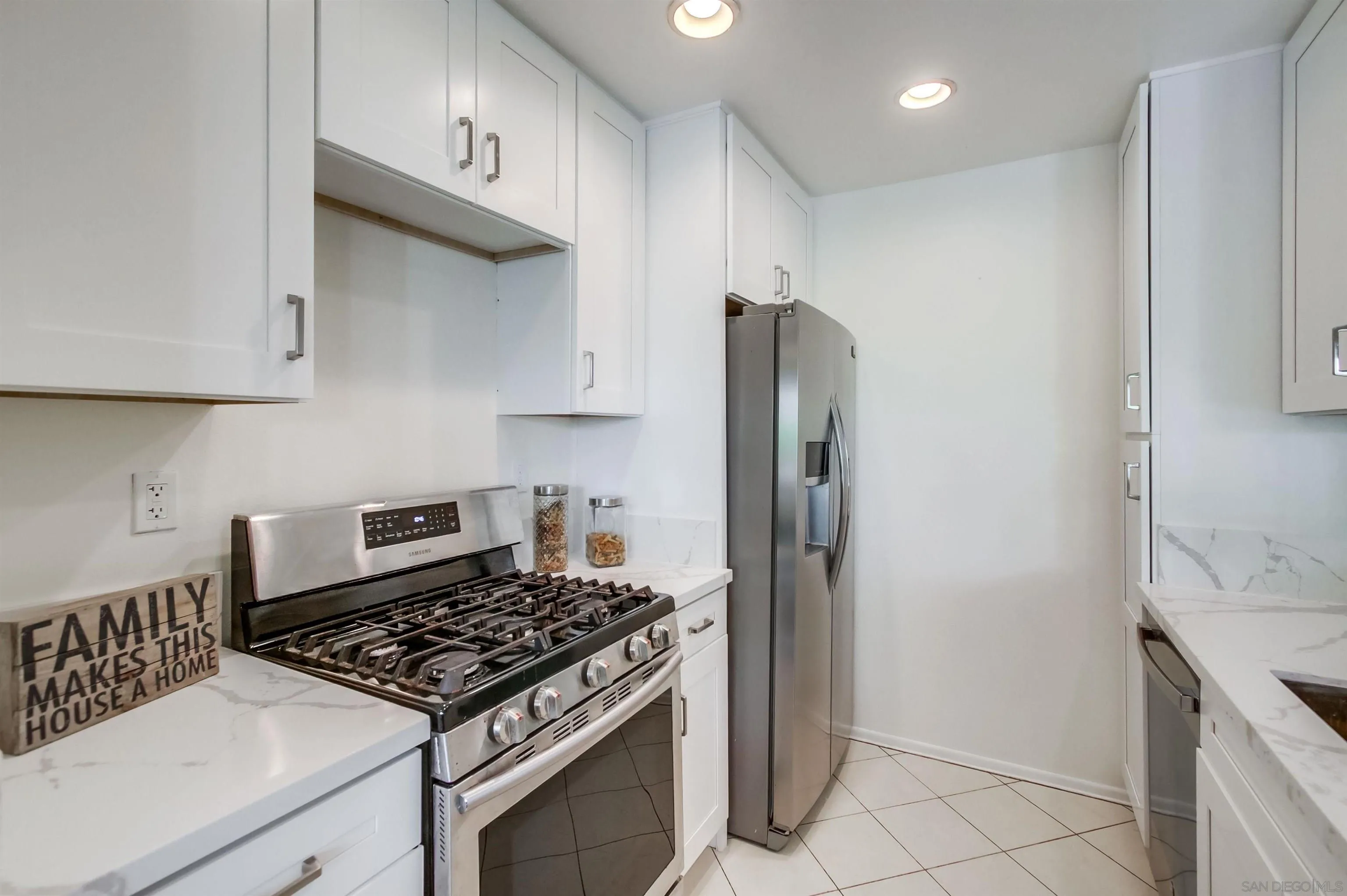 Photo #6: 250038902 Listing 