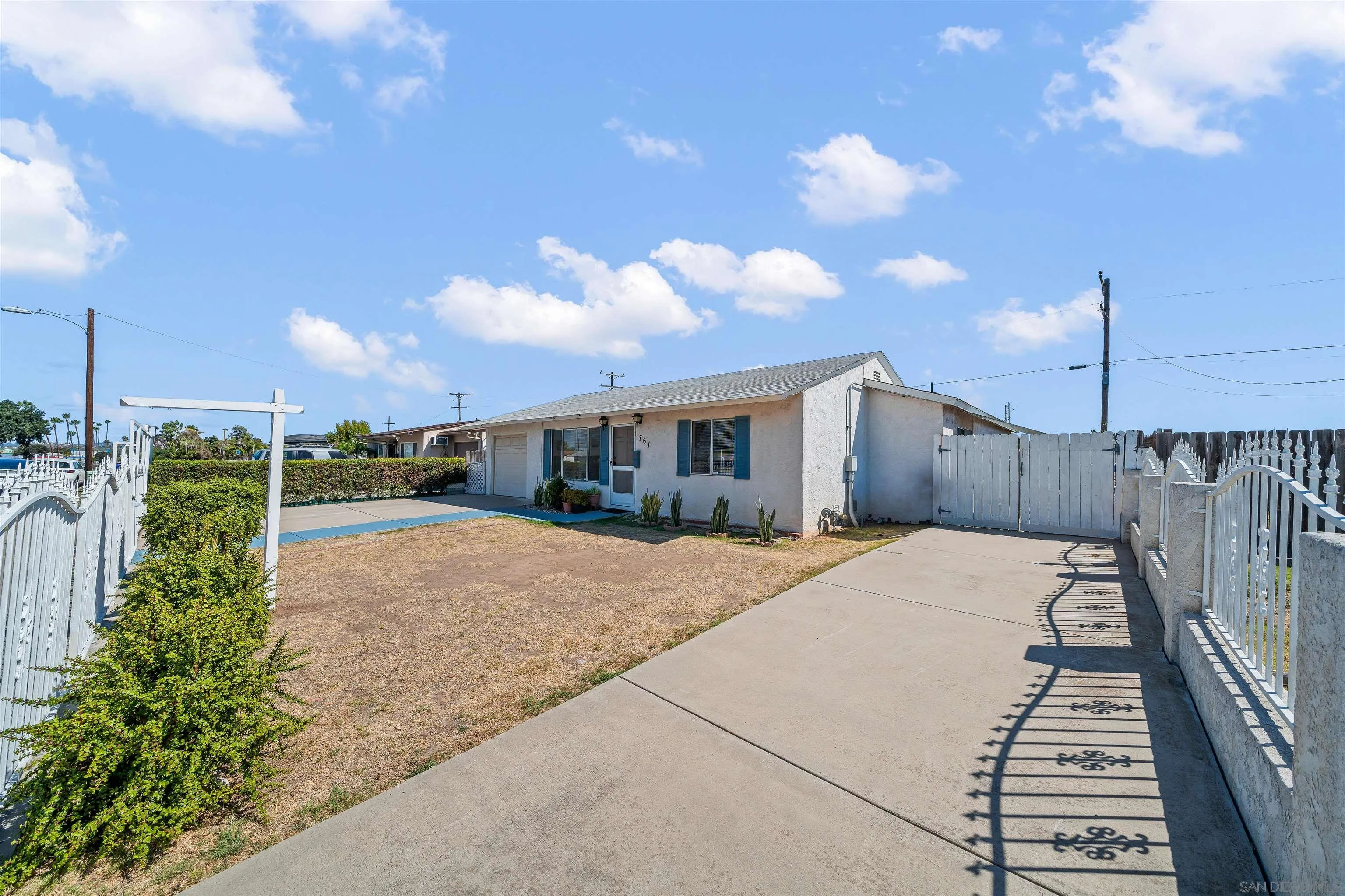 https://cdn.realtyfeed.com/cdn/127/250038906/364b8c7ad95d1572e008b9a9e77768a0.webp