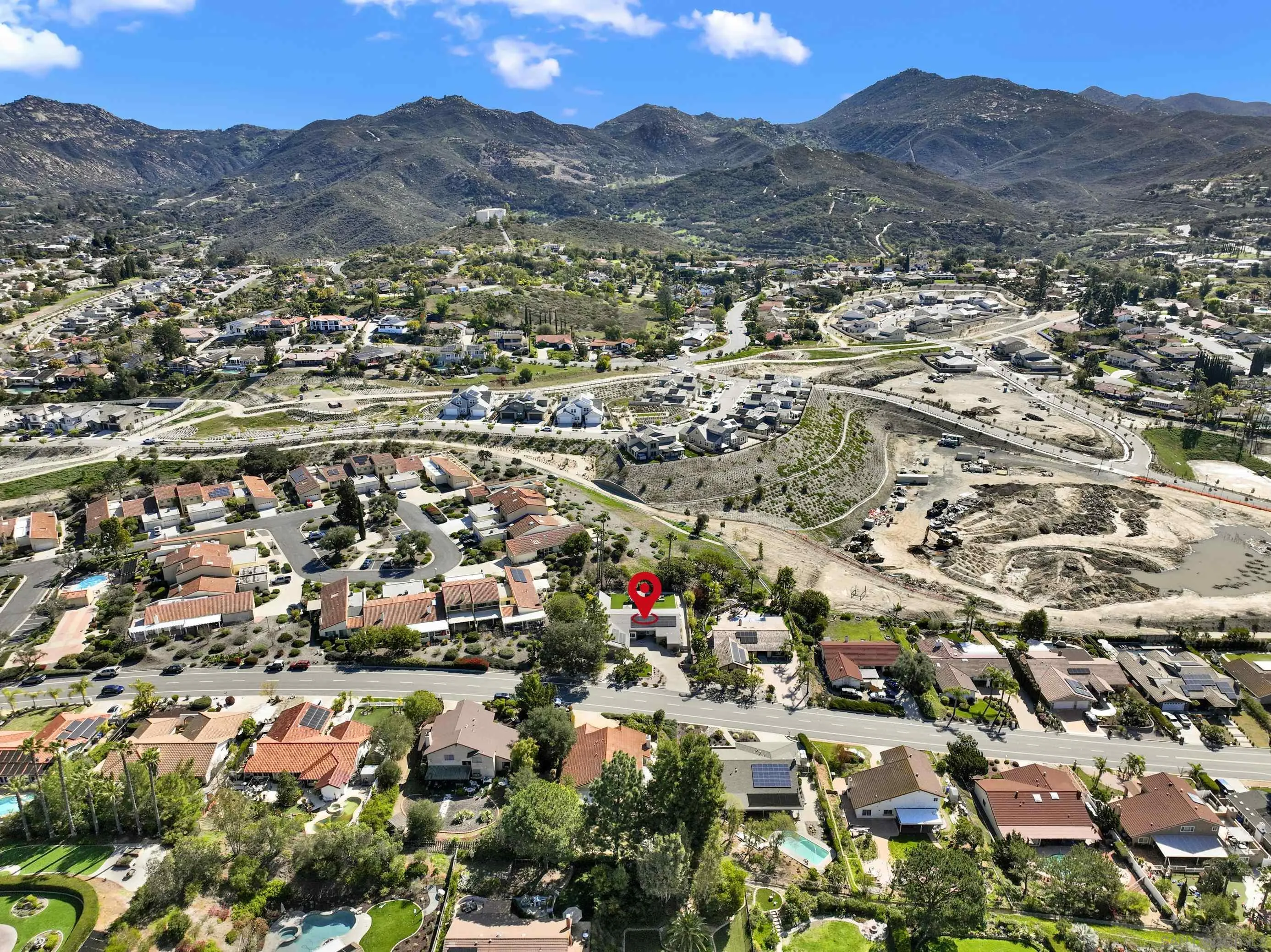 https://cdn.realtyfeed.com/cdn/127/250038914/b609963166c187f7c3a6c5a4c84f191f.webp