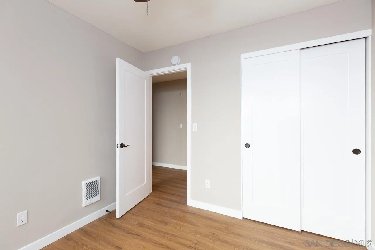 https://cdn.realtyfeed.com/cdn/127/250038920/fb3b601541f2baf928f9869bacf62db3.webp