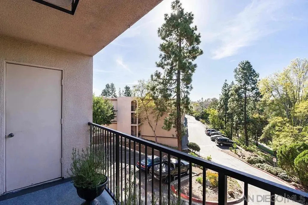 https://cdn.realtyfeed.com/cdn/127/250038921/03b1acd3b13ba3d2b5e2233295add29f.webp