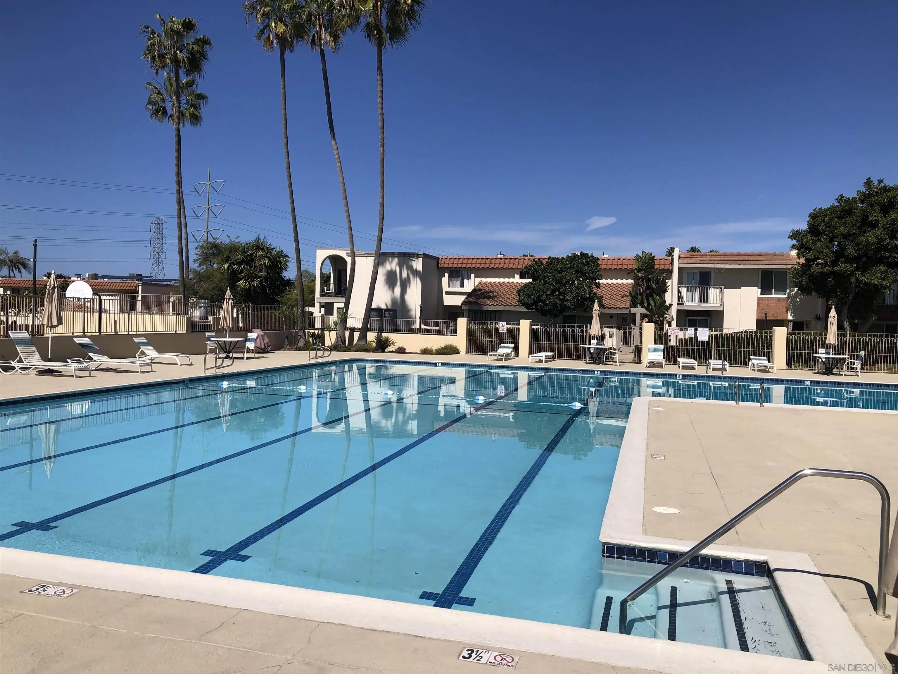 https://cdn.realtyfeed.com/cdn/127/250038931/1fd396d4d9d43696b33d90cfdf9a1e59.webp