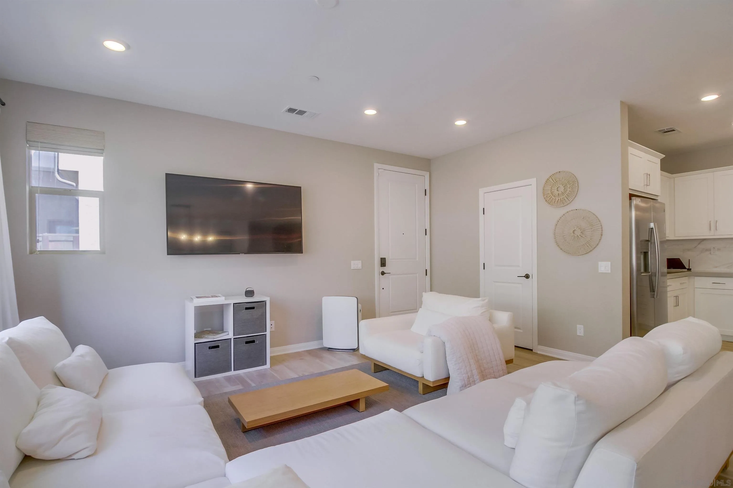 Photo #10: 250038936 Listing: Photo #10