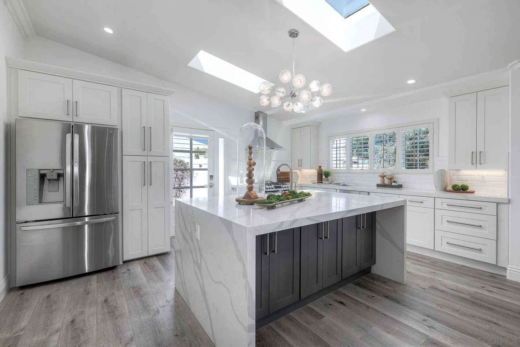 https://cdn.realtyfeed.com/cdn/127/250038937/46f9039d2d1051e21a131d6b55021c20.webp