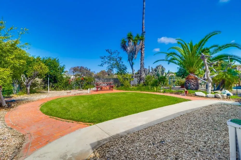 https://cdn.realtyfeed.com/cdn/127/250038938/d638c9431f7daff44883d5e2cee83c00.webp