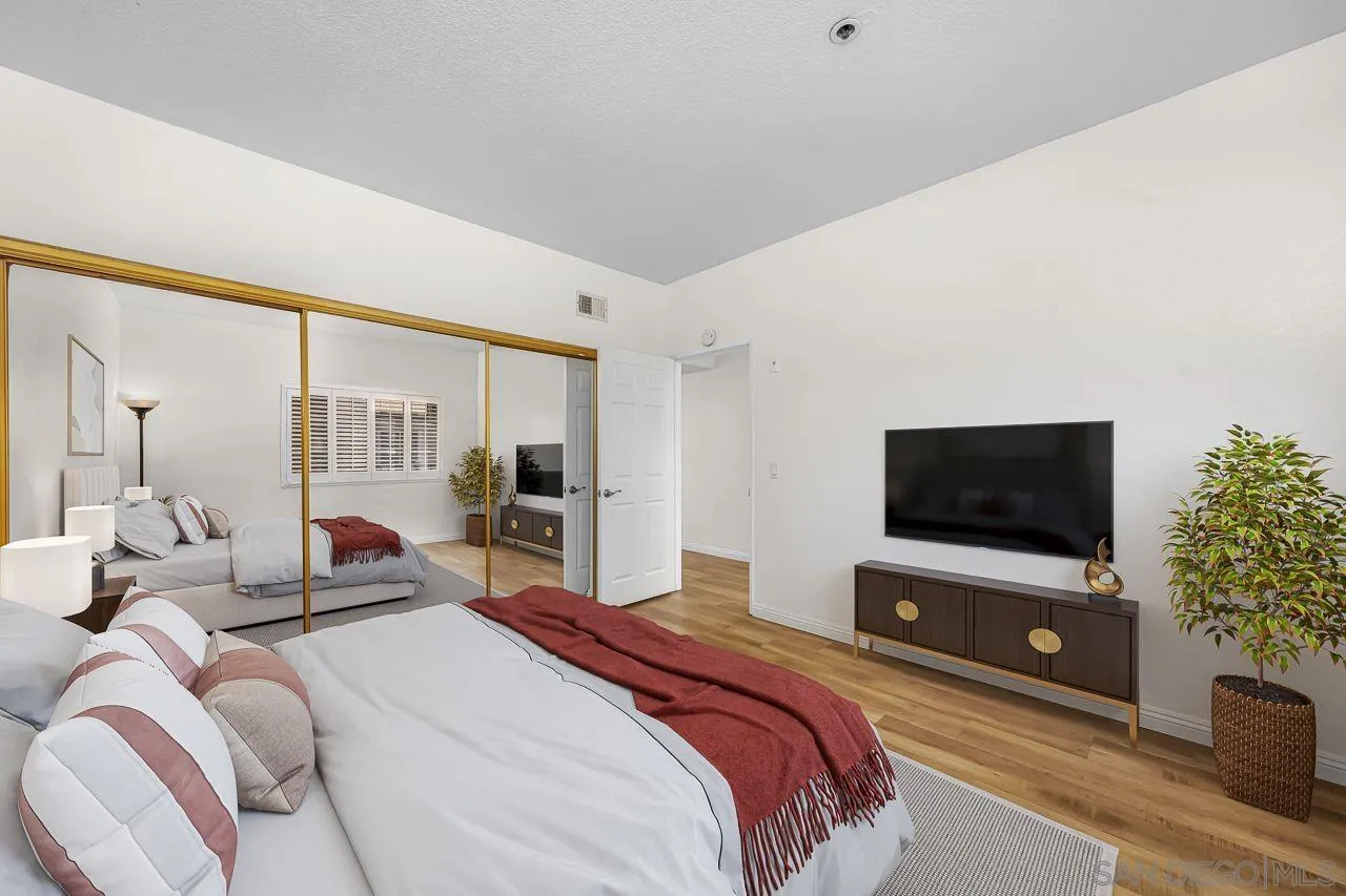 https://cdn.realtyfeed.com/cdn/127/250038942/014ab9498d4b81fd6b9066d7d1ccff3c.webp