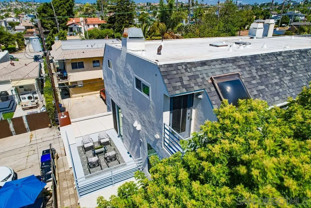 https://cdn.realtyfeed.com/cdn/127/250038943/55eefeec7d627df96c3fa34b529fdcf0.webp