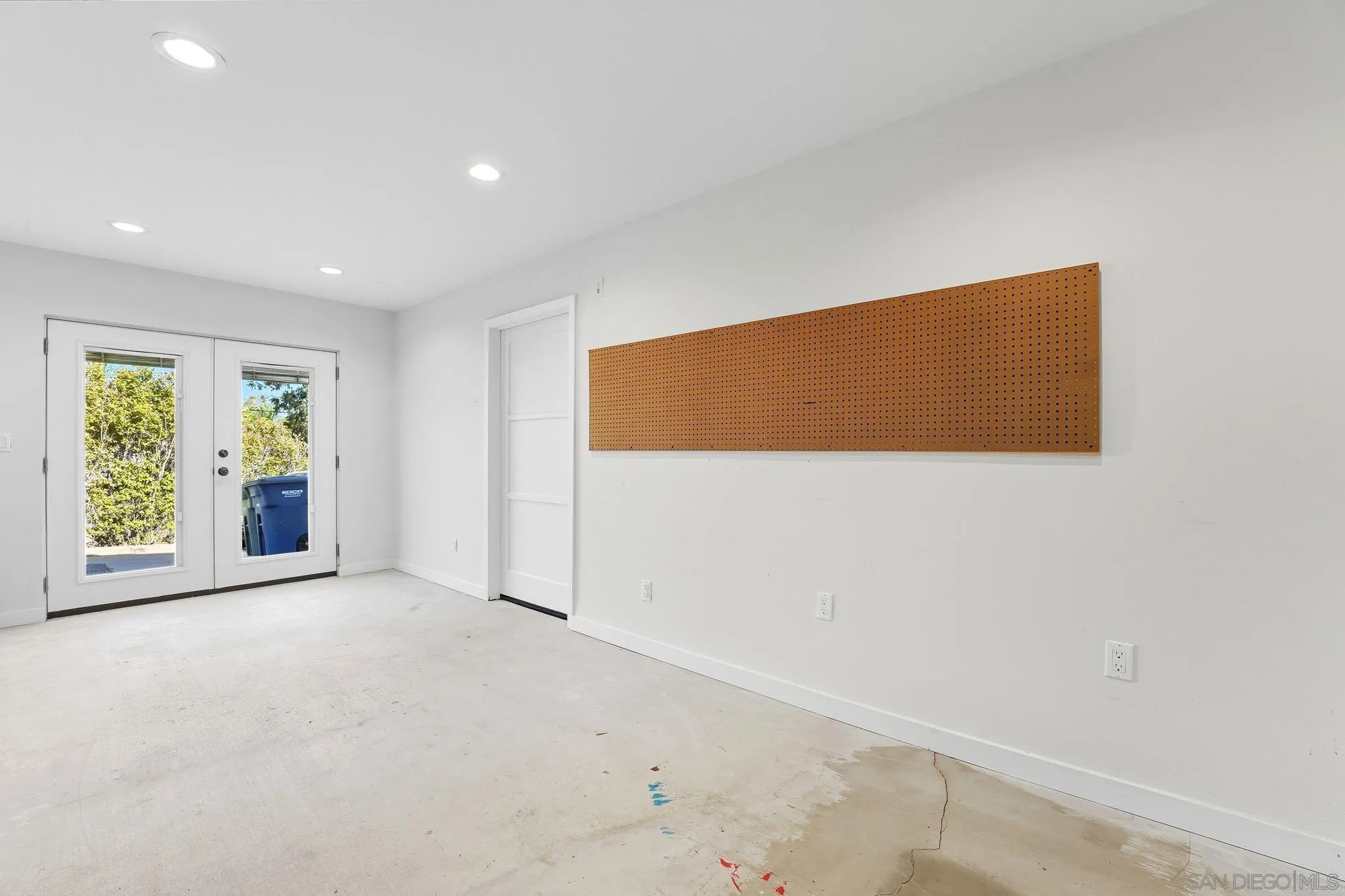 https://cdn.realtyfeed.com/cdn/127/250038948/28e0a5aa2d3ad6c86a9fa90ac4152340.webp