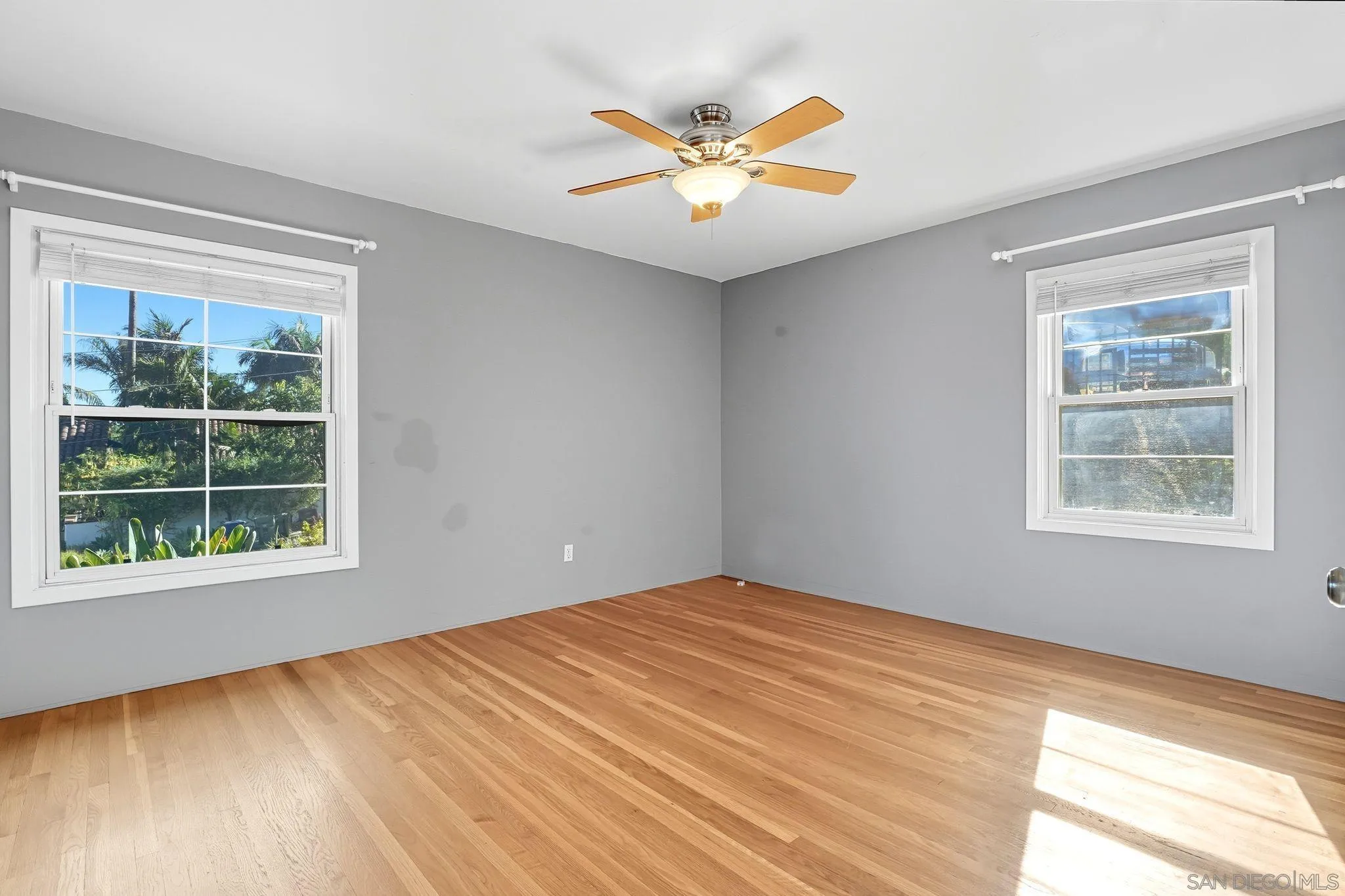 https://cdn.realtyfeed.com/cdn/127/250038948/f702e416bcb7c5ea8a1ba54d19a69a98.webp