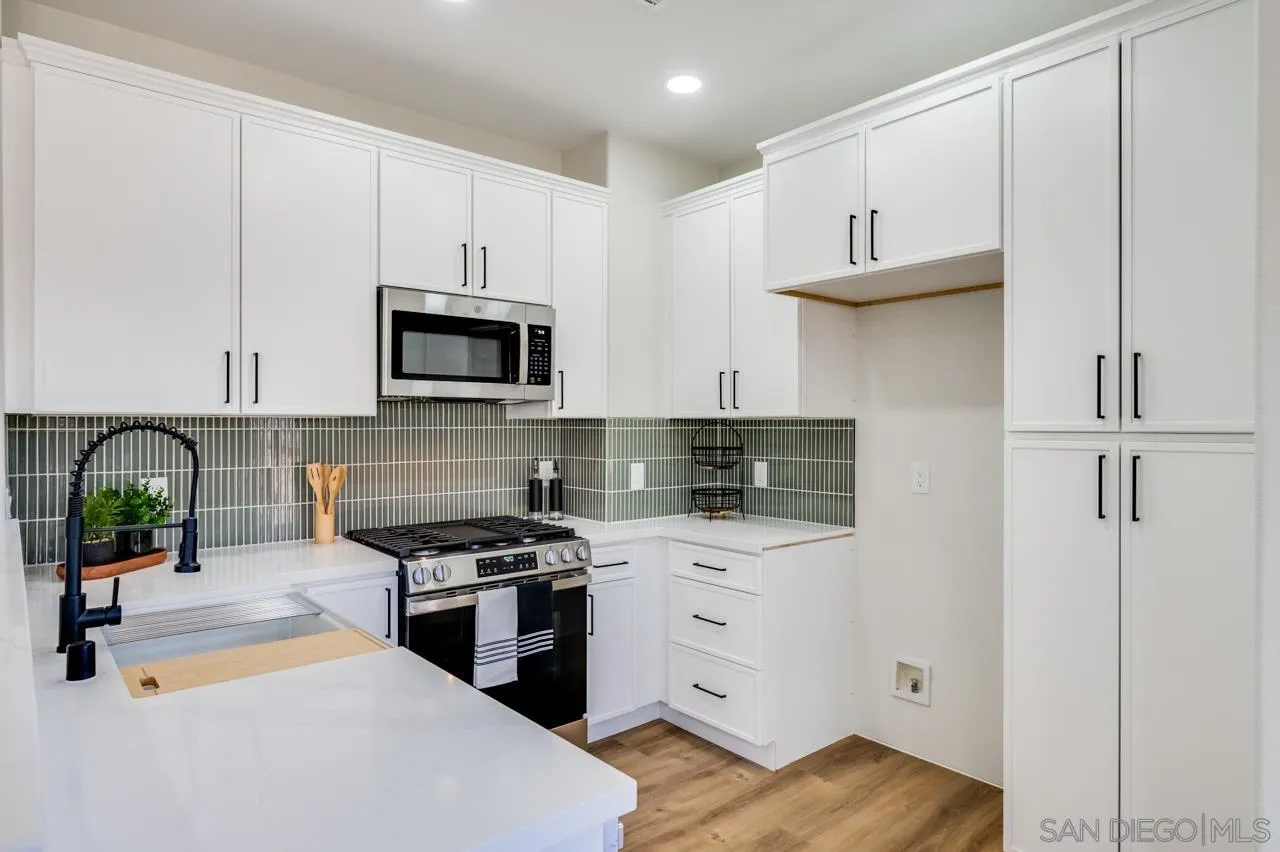 https://cdn.realtyfeed.com/cdn/127/250038949/a7bf91f33e15d14f771e8e9fdedb53a6.webp